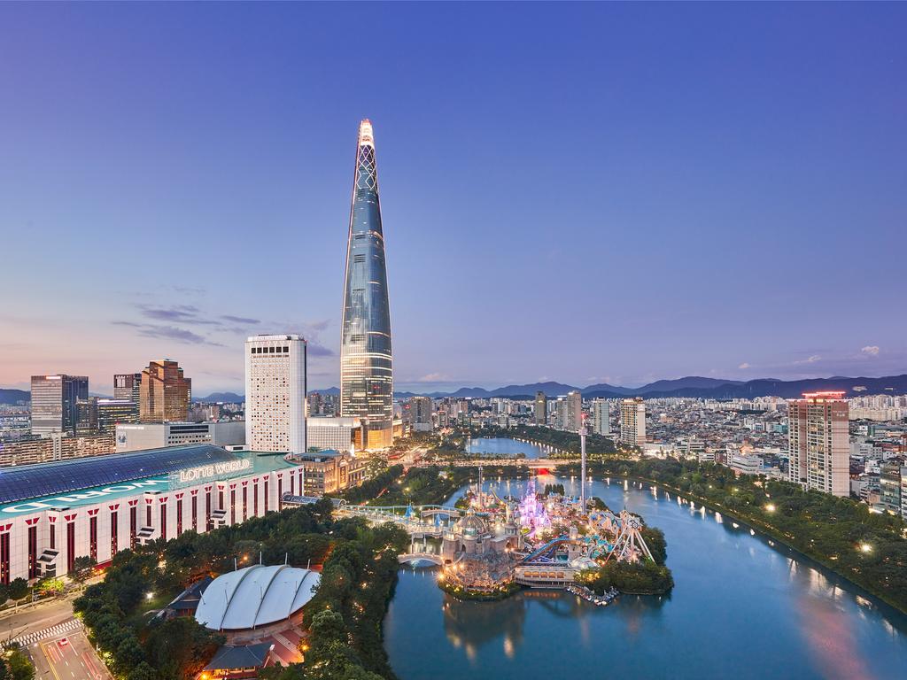 Lotte World Amusement Park. Share your travel experience