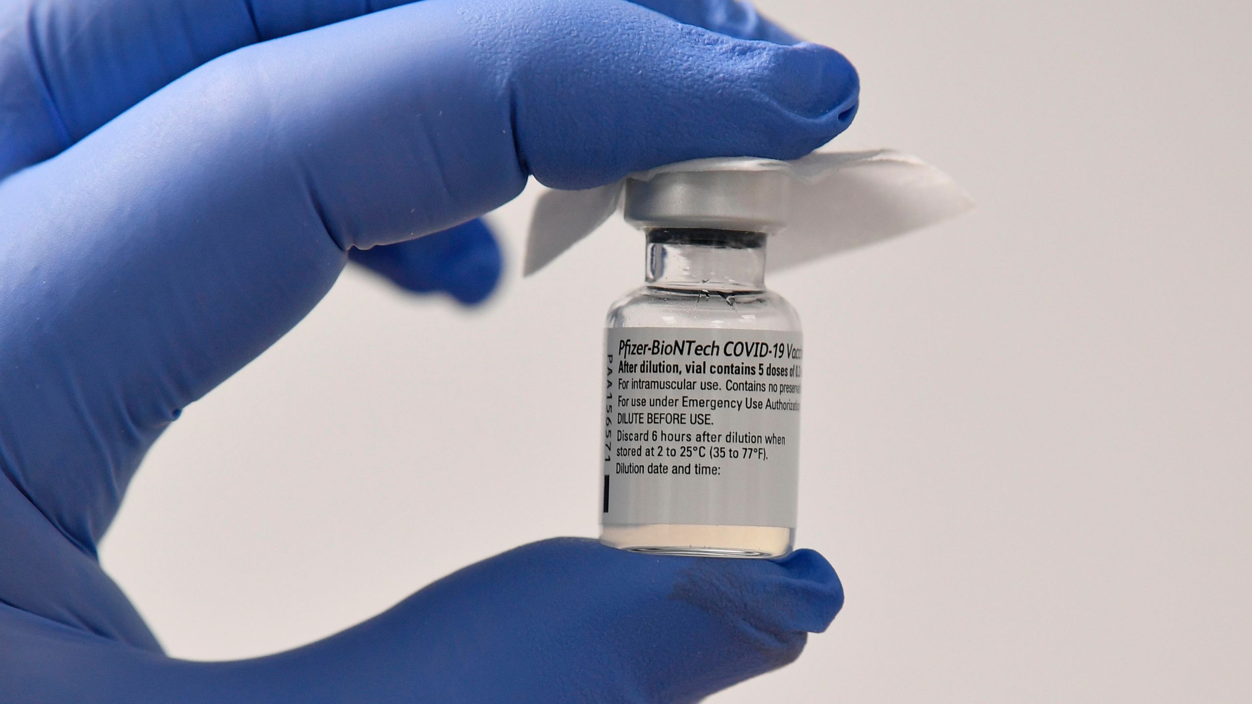 First U.S. Adverse COVID 19 Vaccine Reaction Reported In Alaska Healthcare Worker