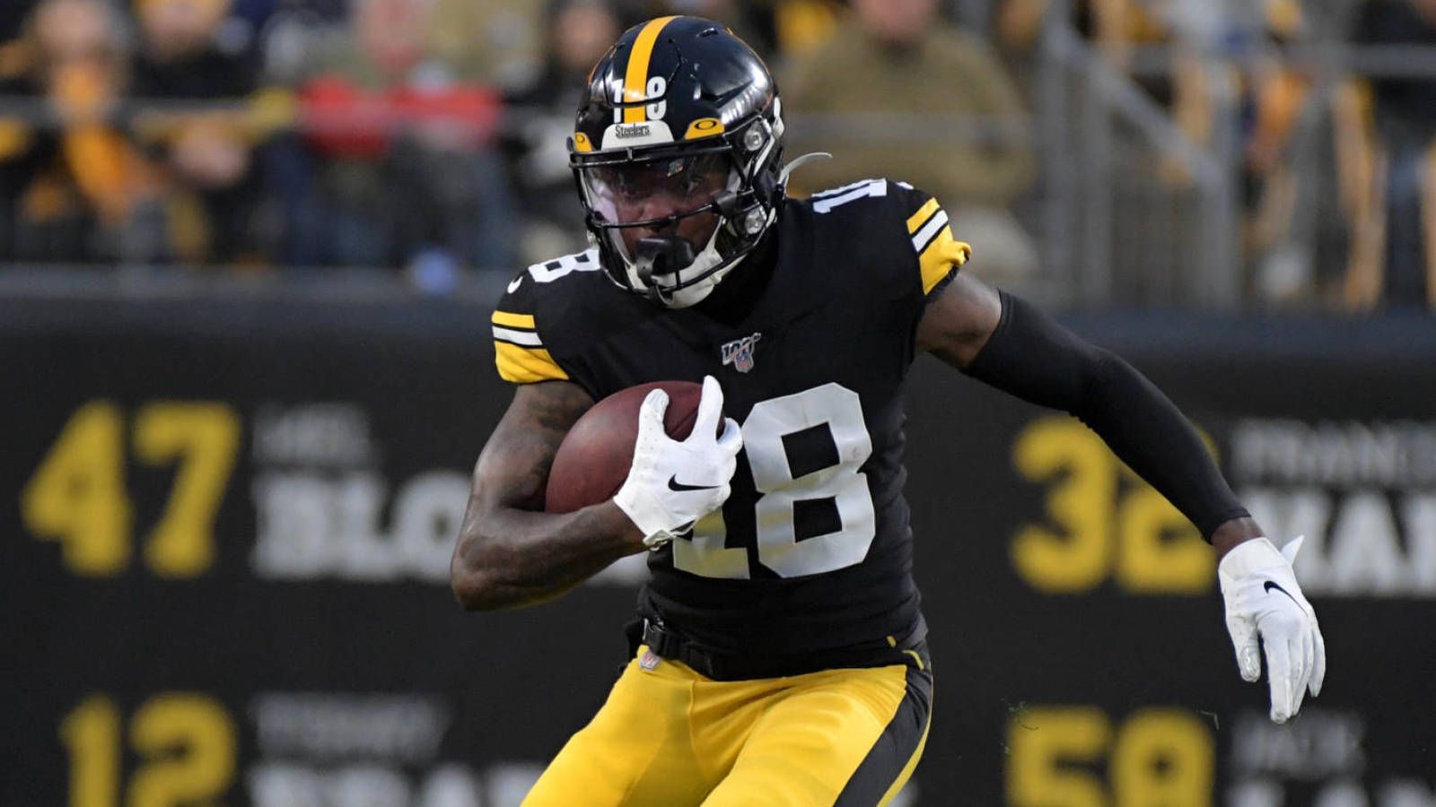 Watch: Browns DB Damarious Randall Ejected For Helmet To Helmet Hit On Steelers' Diontae Johnson