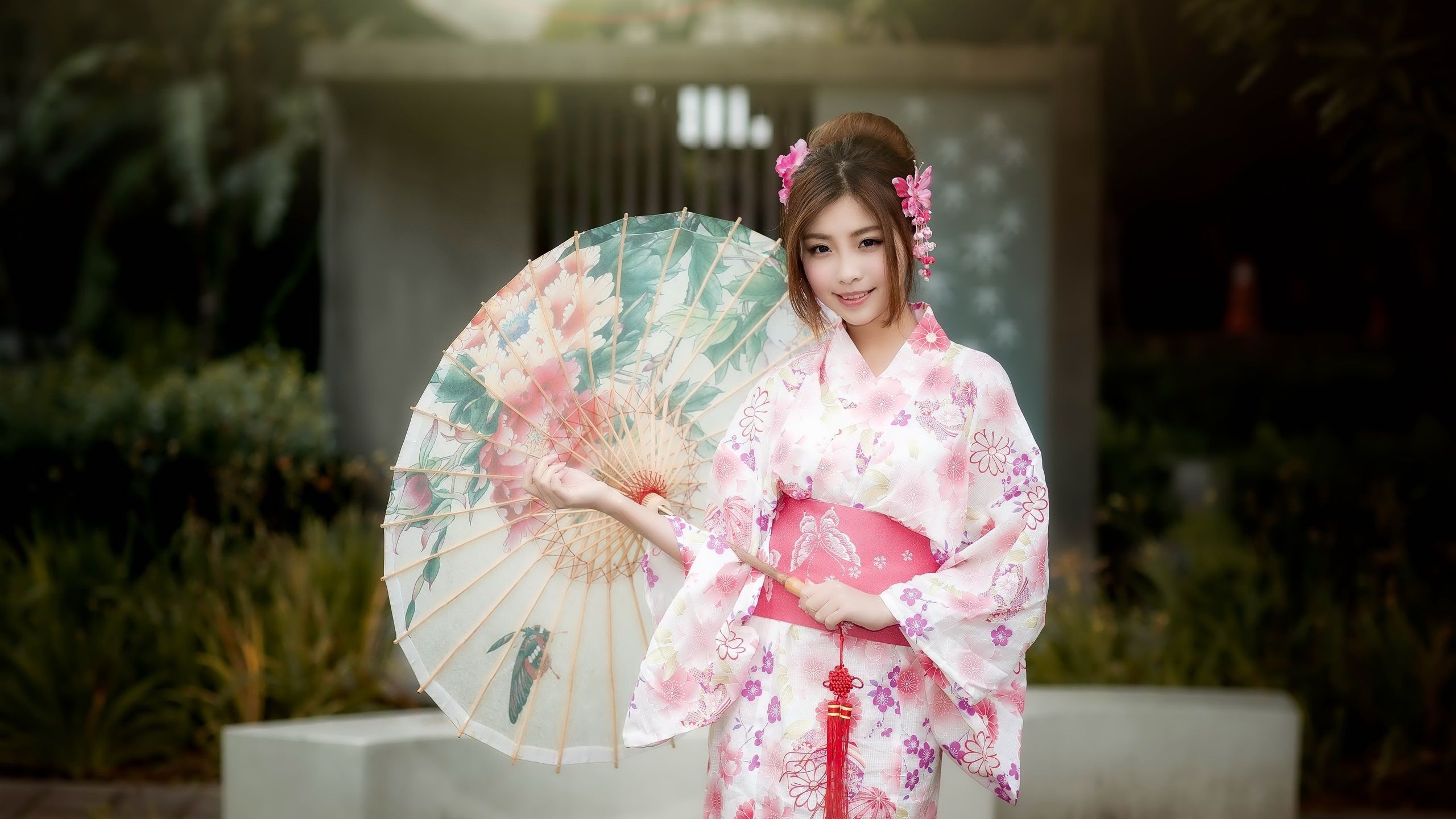 Japanese Culture. Beautiful japanese girl, Japanese girl, Floral print kimono
