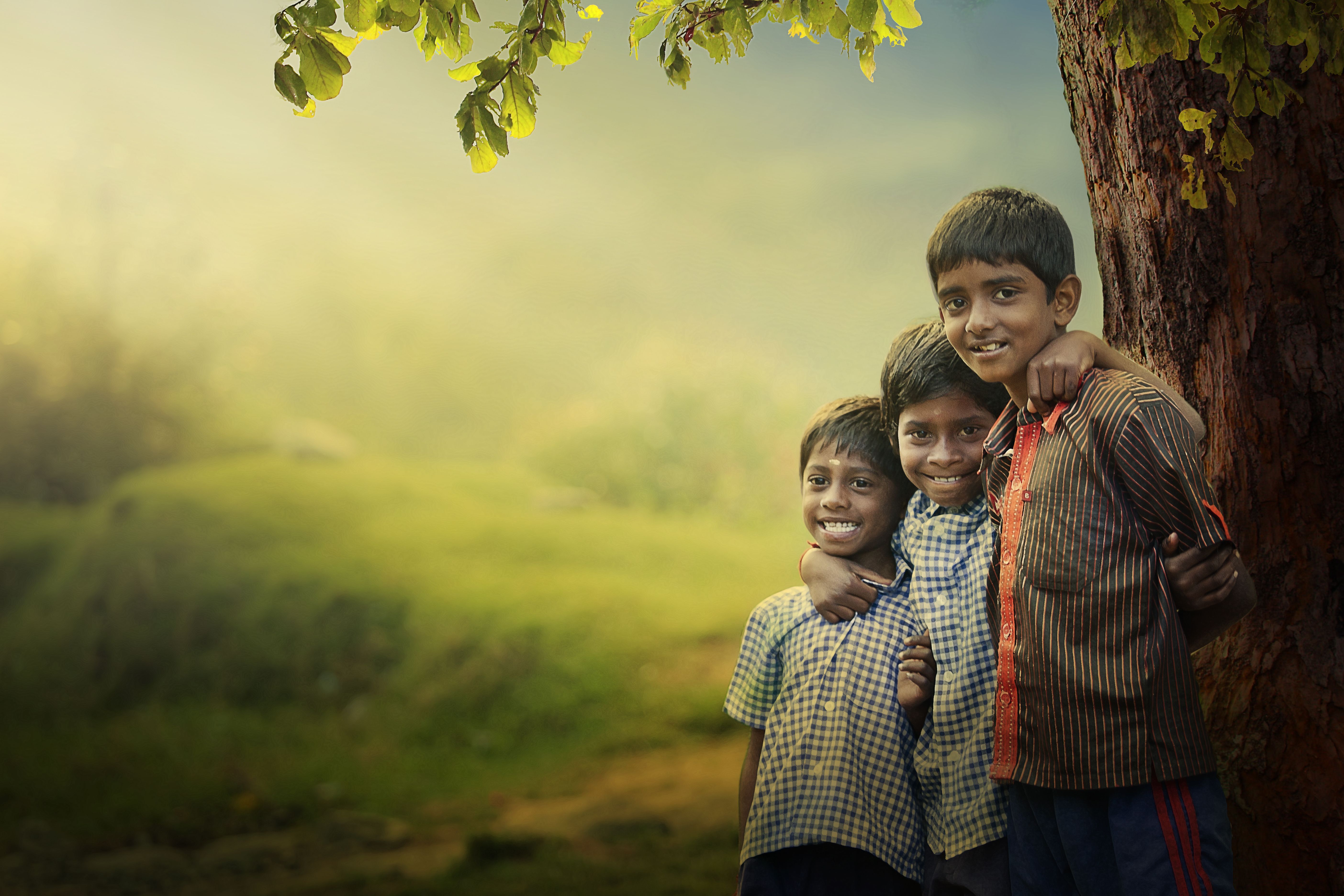 Wallpaper, sunlight, landscape, leaves, people, children, nature, love, grass, sky, India, village, morning, friendship, emotion, happiness, spring, family, vacation, rural, country, tree, autumn, child, plant, girl, smile, leisure, fun, human