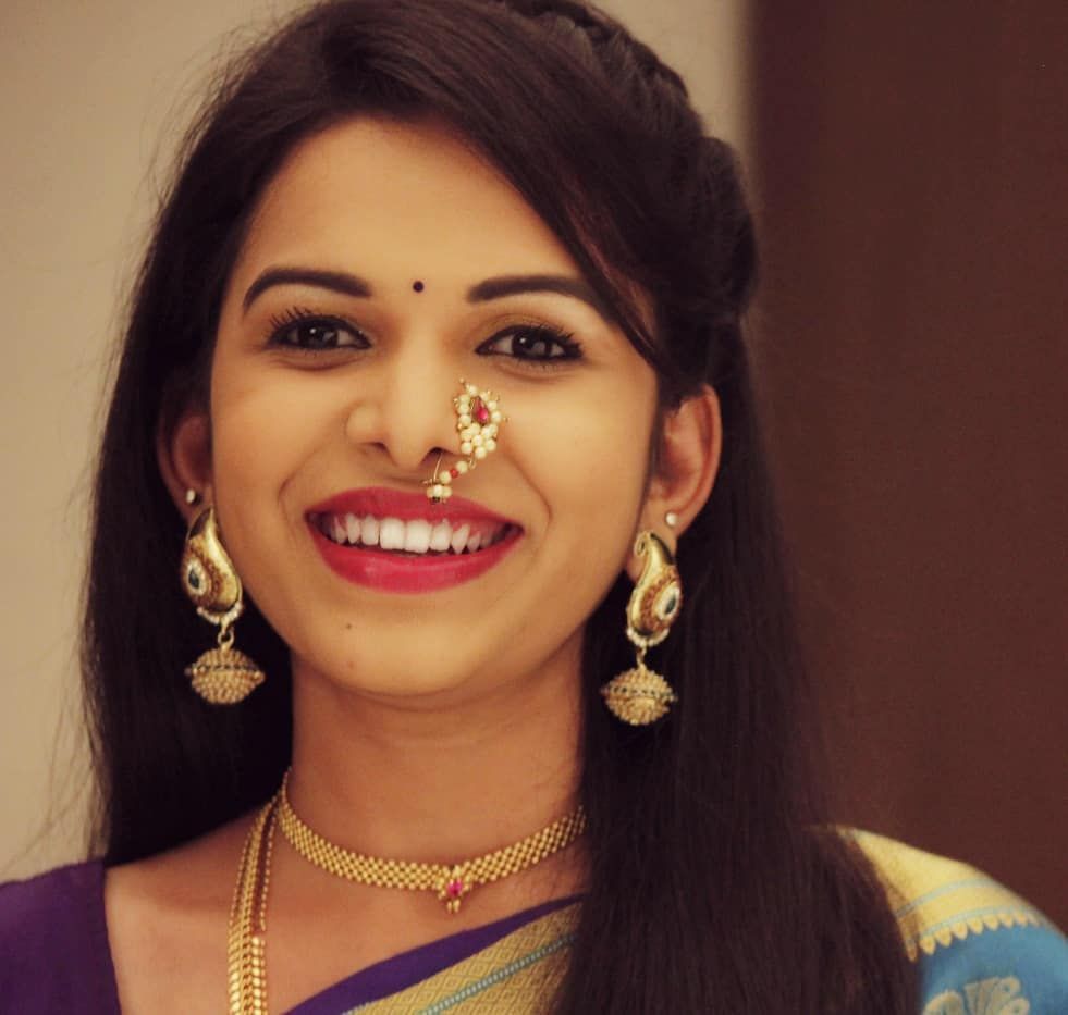 Mitali Mayekar gorgeous traditional look #MarathiActress. Nose ring stud, Actresses, Wedding styles