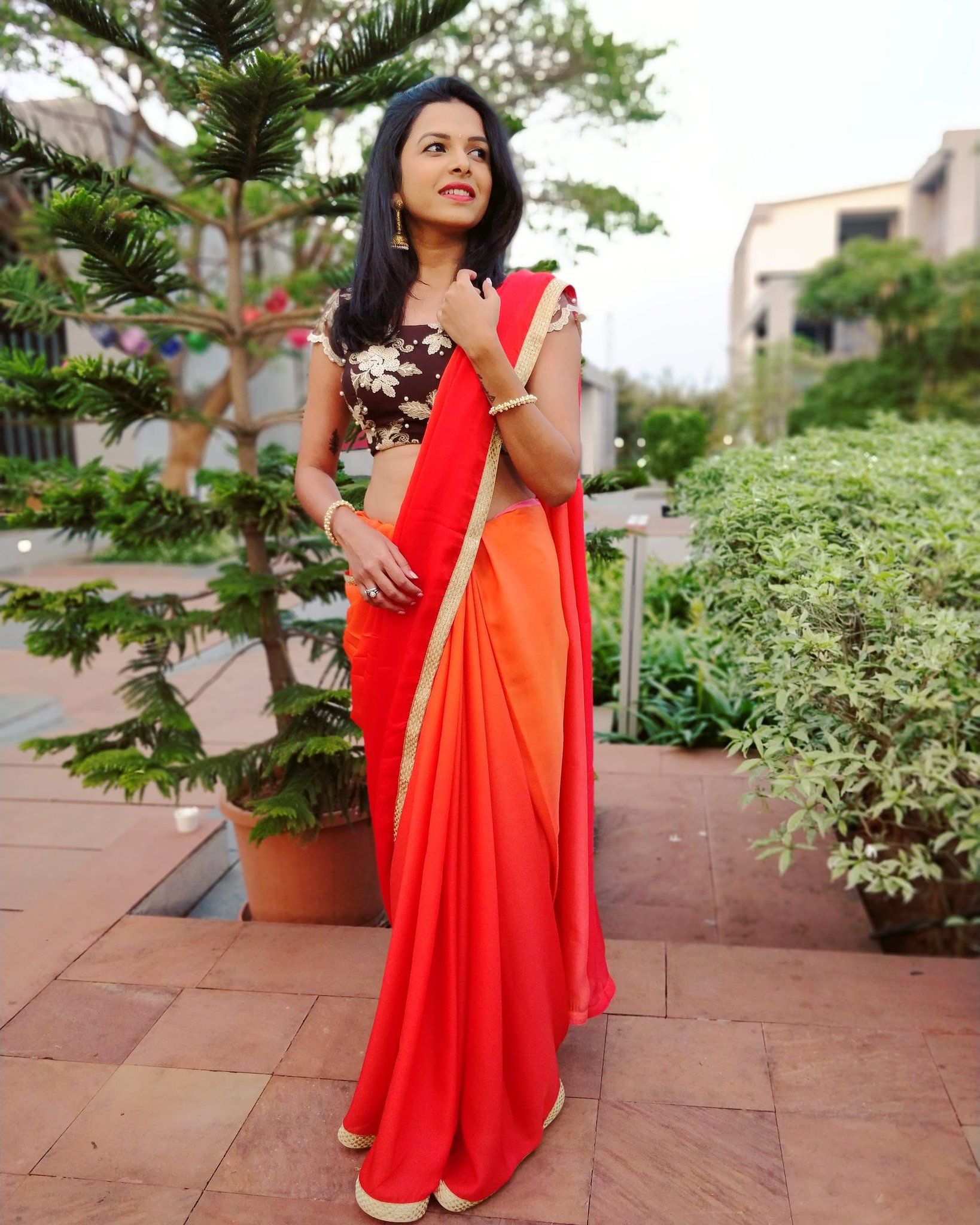 Mitali Mayekar 'look away' pose