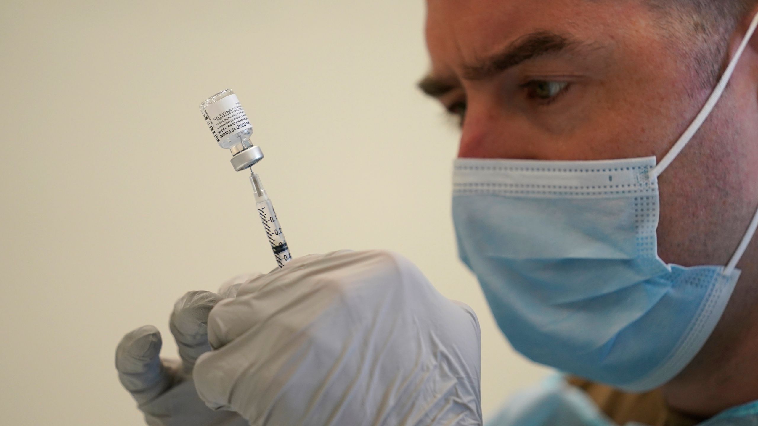 New Yorkers Eligible For Paid Time Off To Get The COVID 19 Vaccine