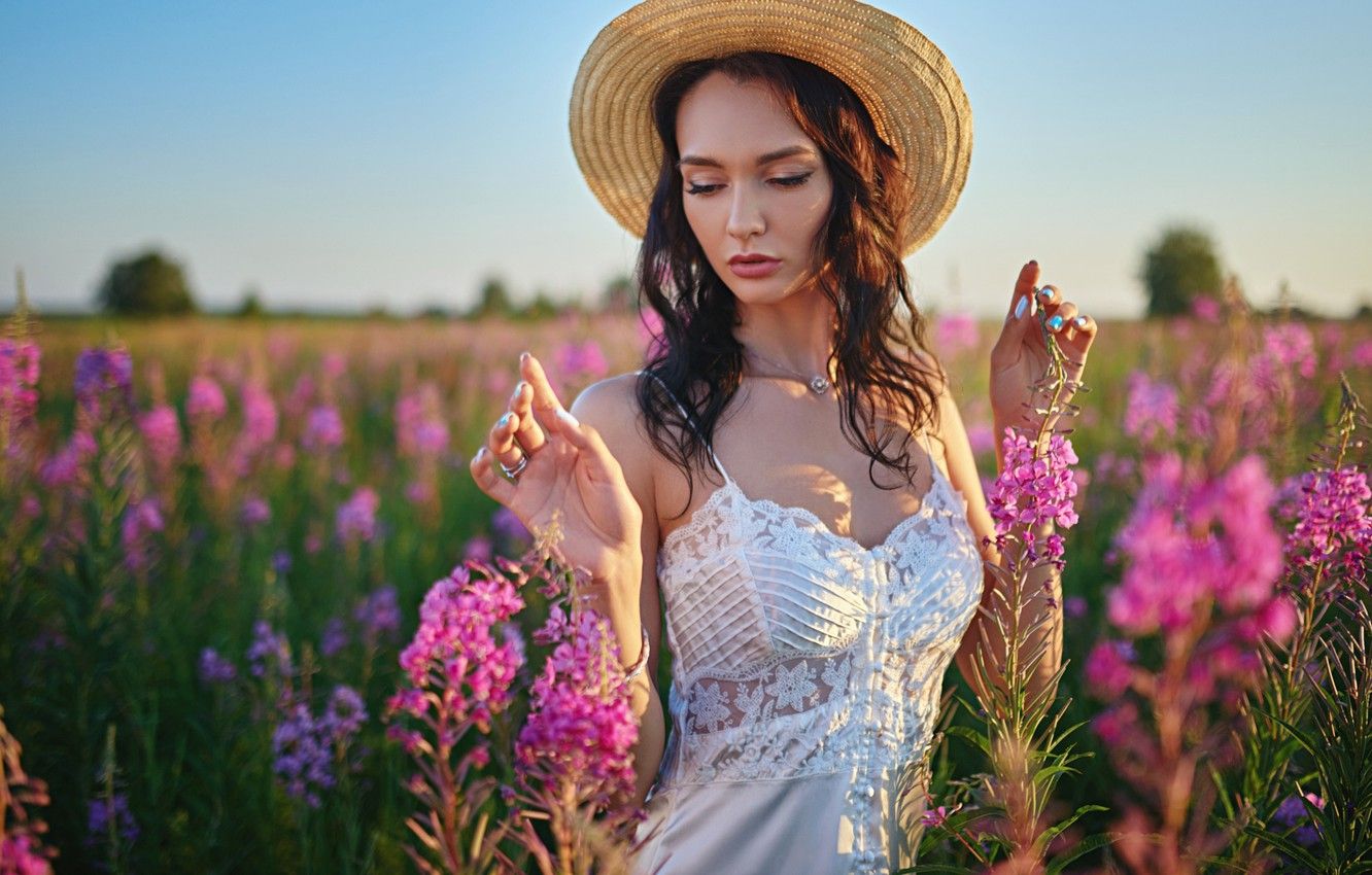 Free download Wallpaper girl flowers pose hands meadow hat Sergey Fat [1332x850] for your Desktop, Mobile & Tablet. Explore Fat Woman Wallpaper. Free Wallpaper Image of Women, Free Wallpaper