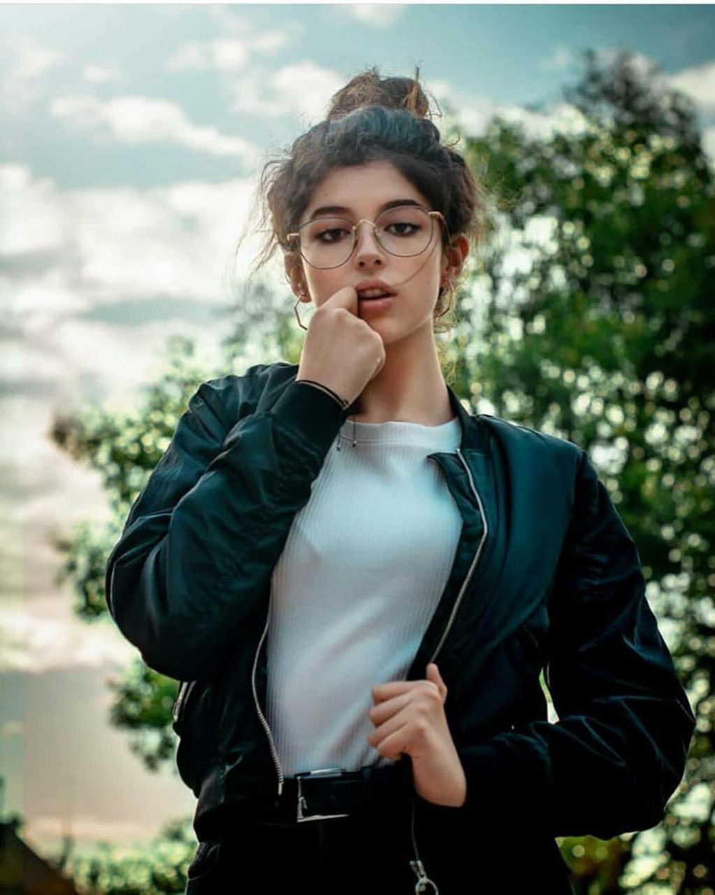 Girls HD image pose. Girl poses, Girls jacket, Poses