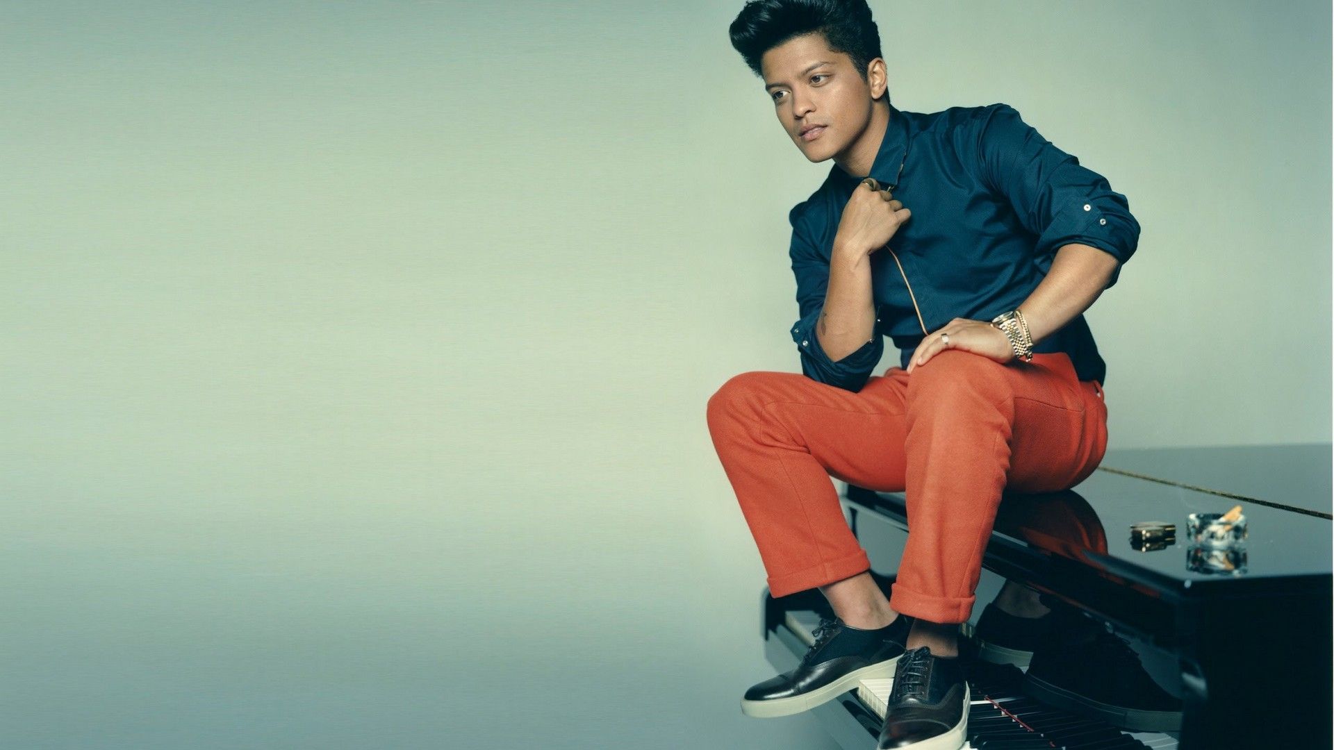 Bruno Mars Wallpaper HD Live Wallpaper HD. Bruno mars, Bruno mars tattoos, Mars wallpaper