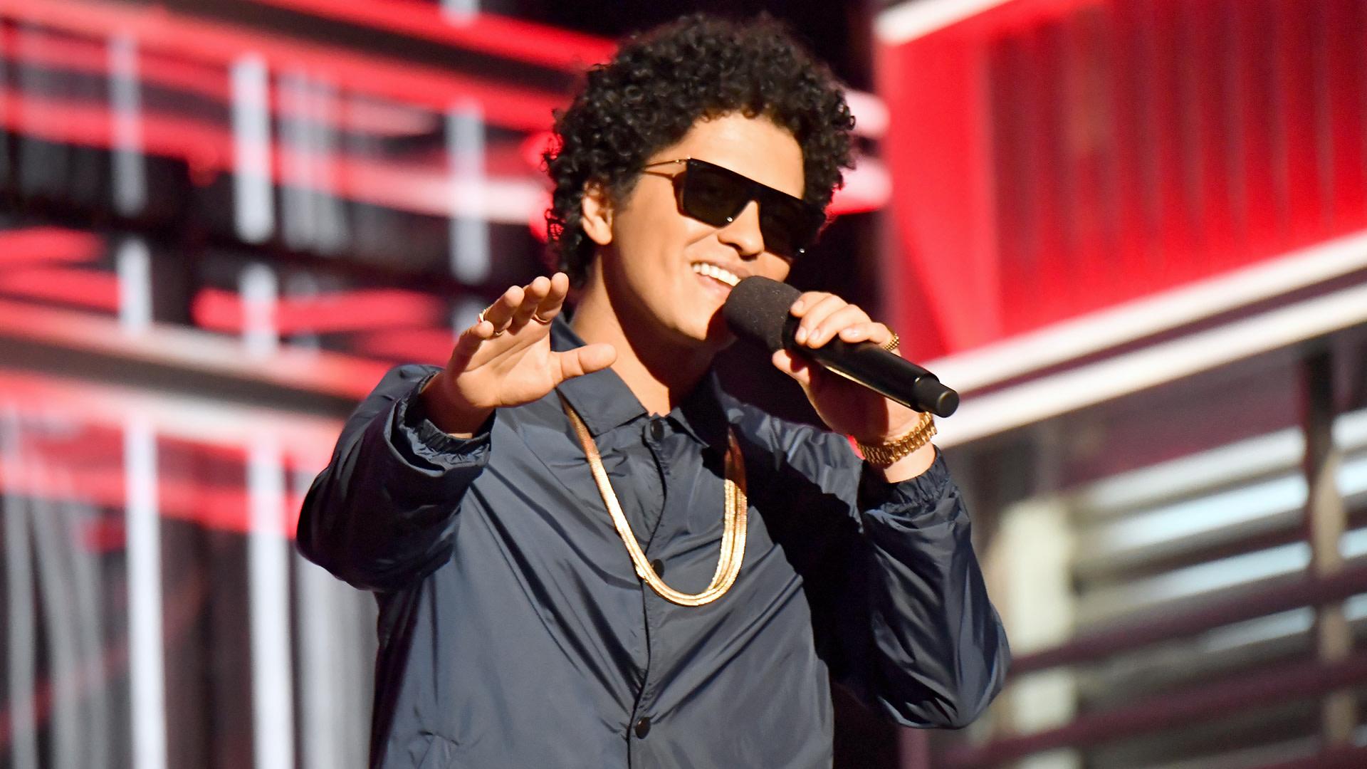 Famous Singer Bruno Mars Coming for Fortnite