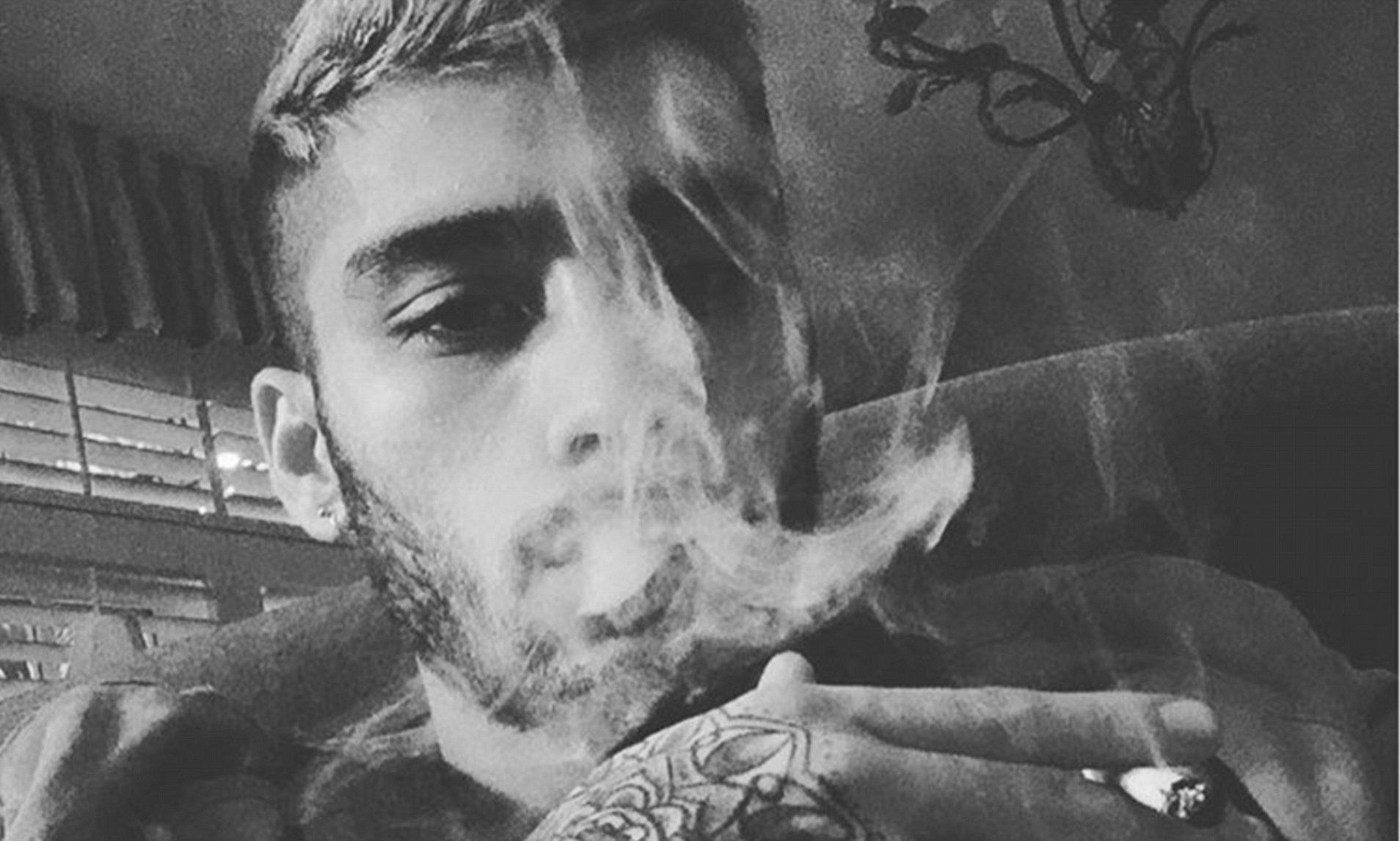 Zayn Malik upsets fans AGAIN with photo of a suspicious cigarette on Instagram. Daily Mail Online
