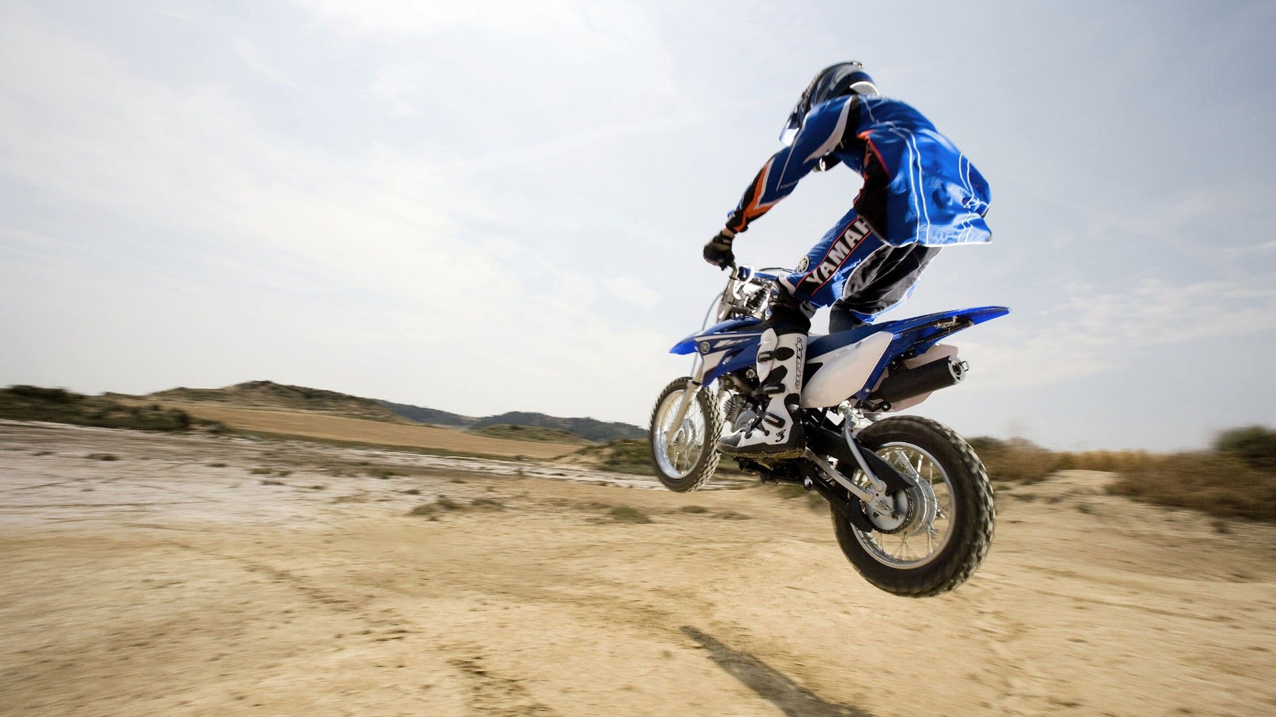 High Resolution Motocross Yamaha Dirt Bike Wallpaper HD 7
