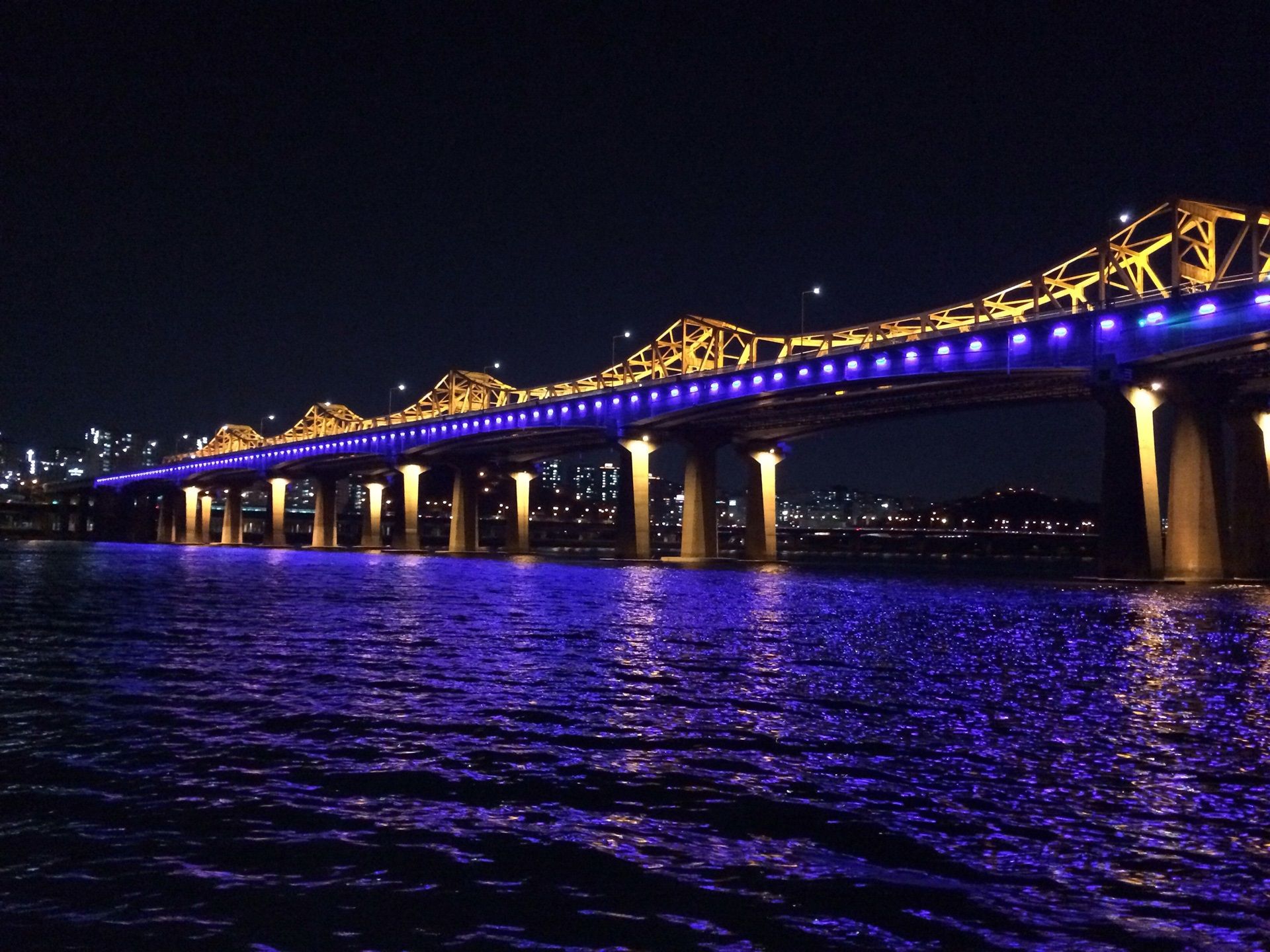 Wallpaper Korea, Han River, bridge, blue illumination, night 1920x1440 HD Picture, Image