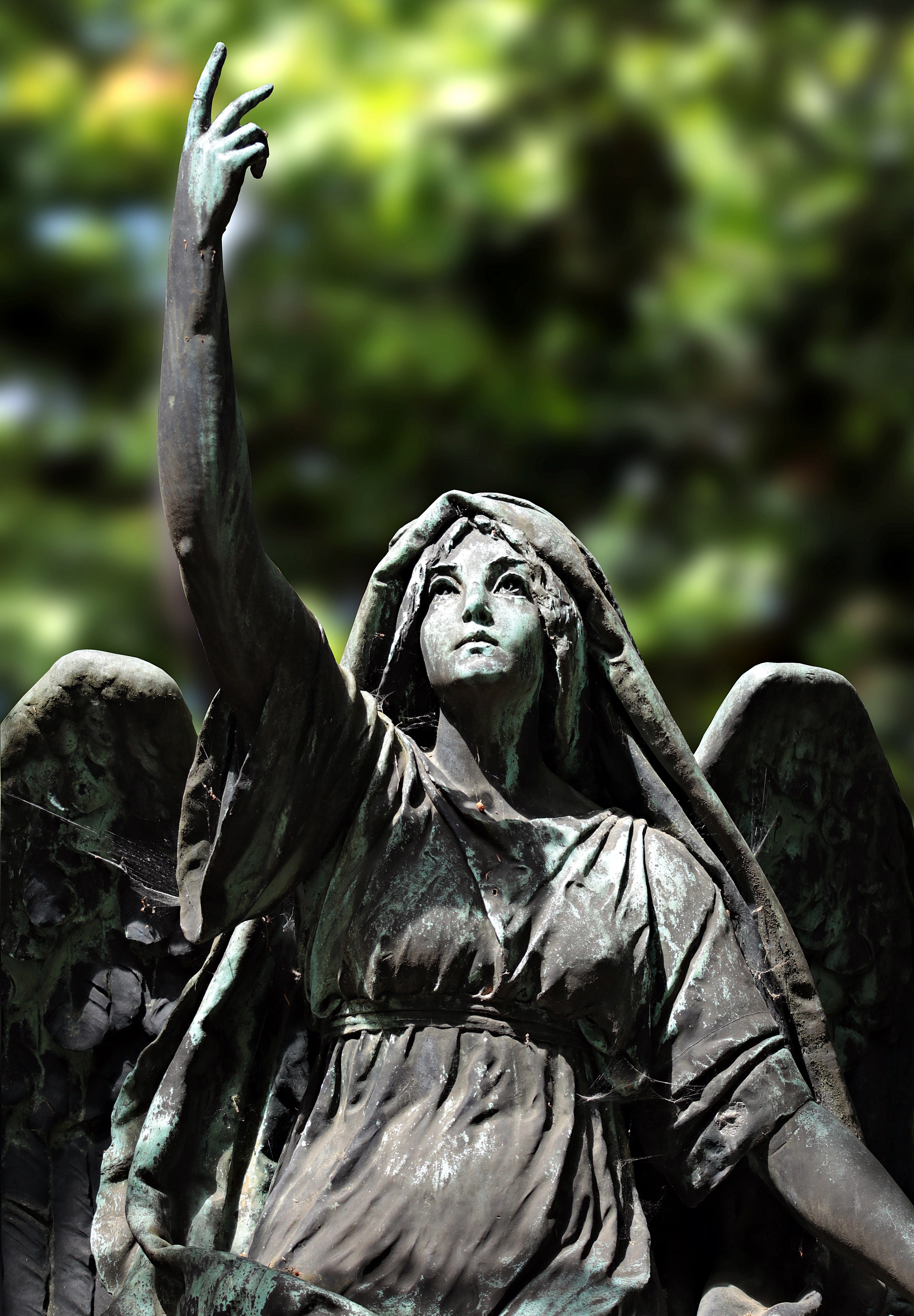 Wallpaper / angel statue figure cemetery stone sculpture 4k wallpaper