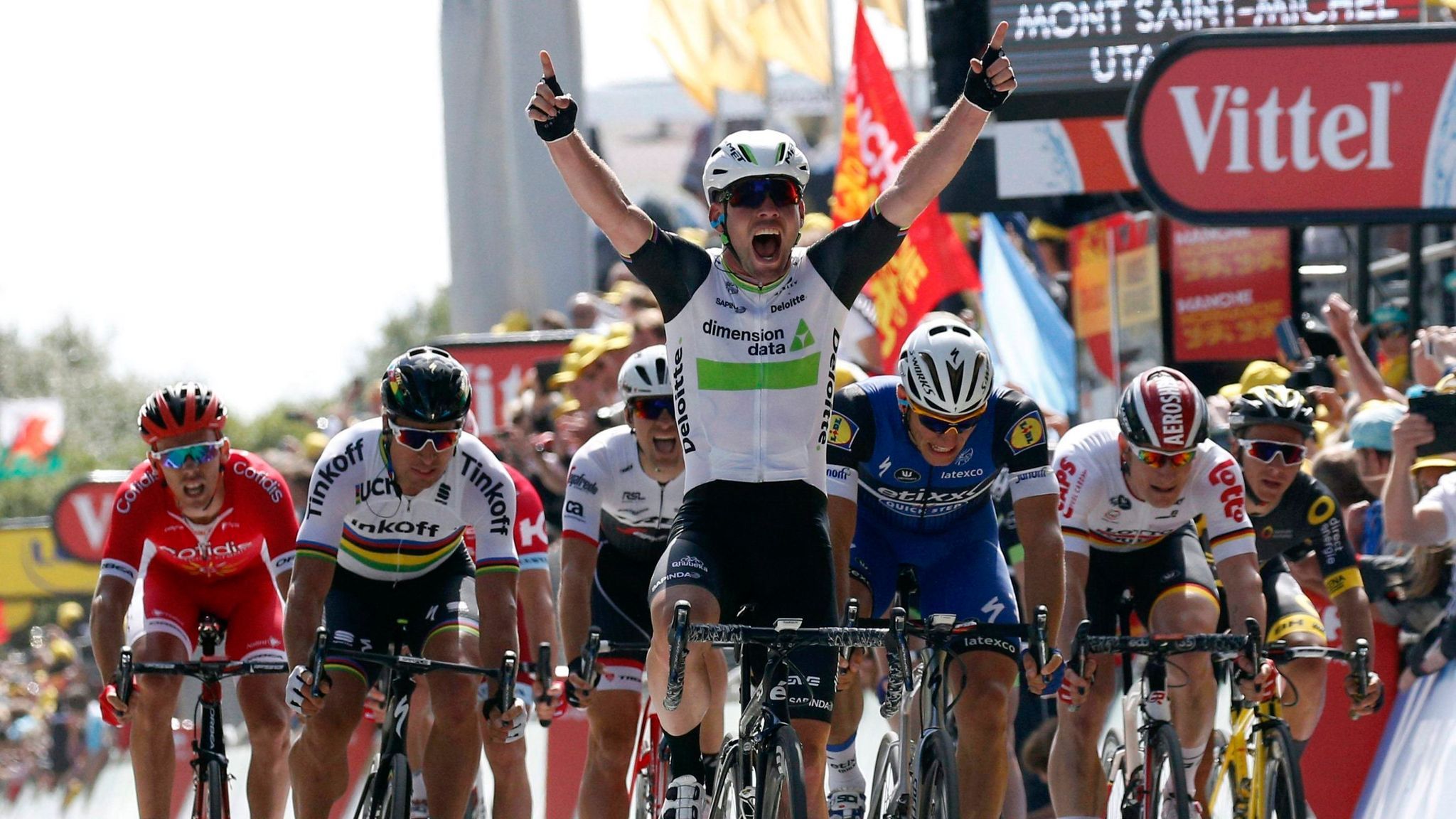 Tour de France: Mark Cavendish 'incredibly proud' of yellow jersey