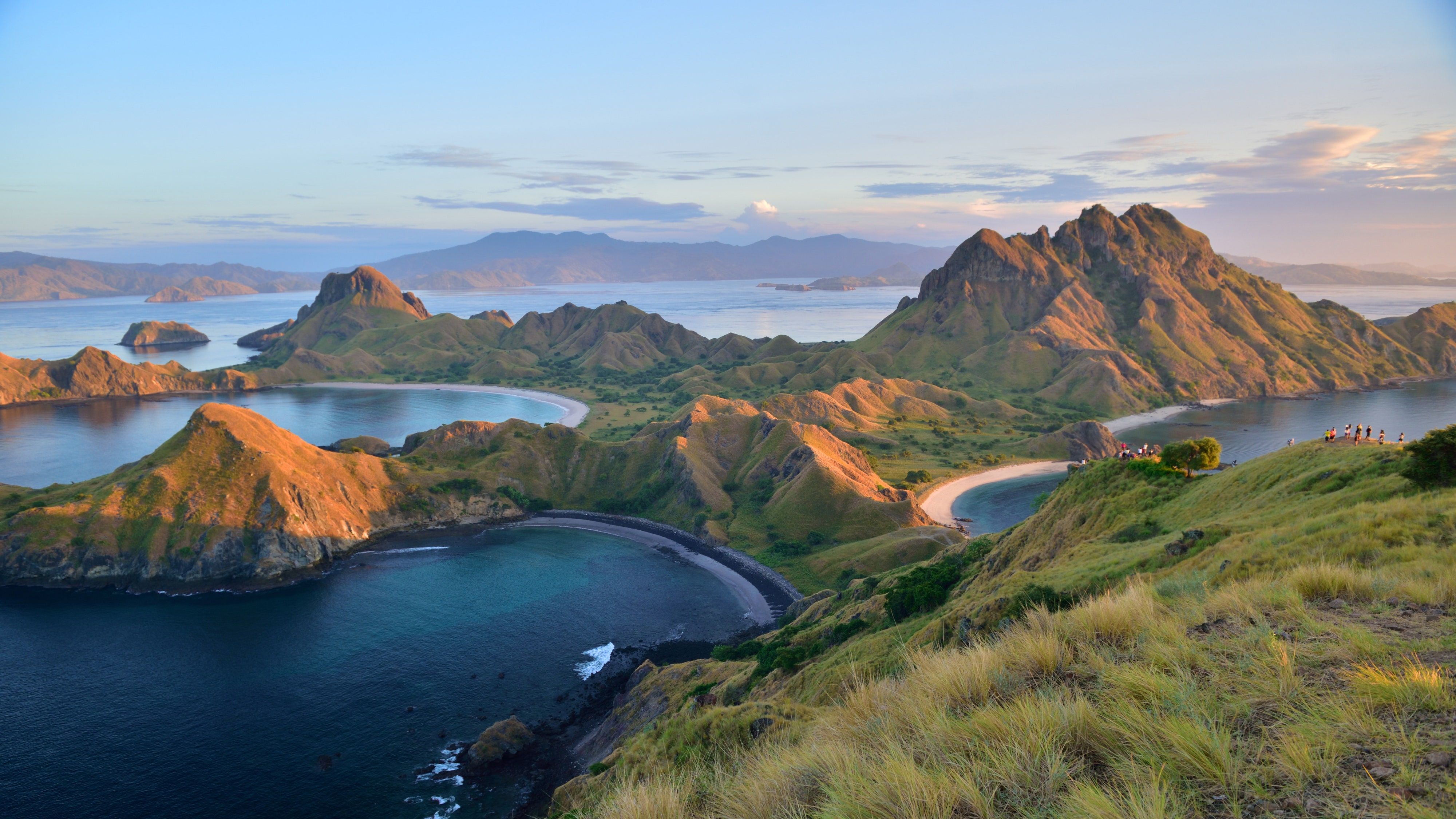 What Komodo Island's New $000 Visitor Fee Means for Travelers. Condé Nast Traveler