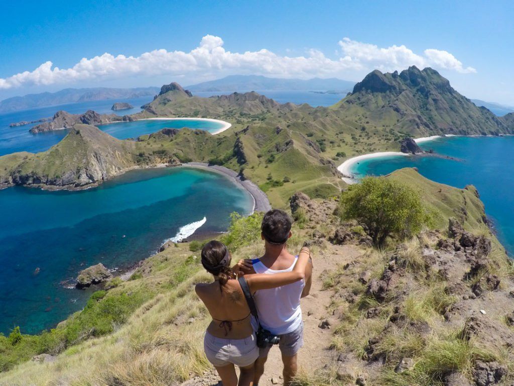 How to Plan a Trip to Komodo Island: Dragons, Diving & Trekking and Road