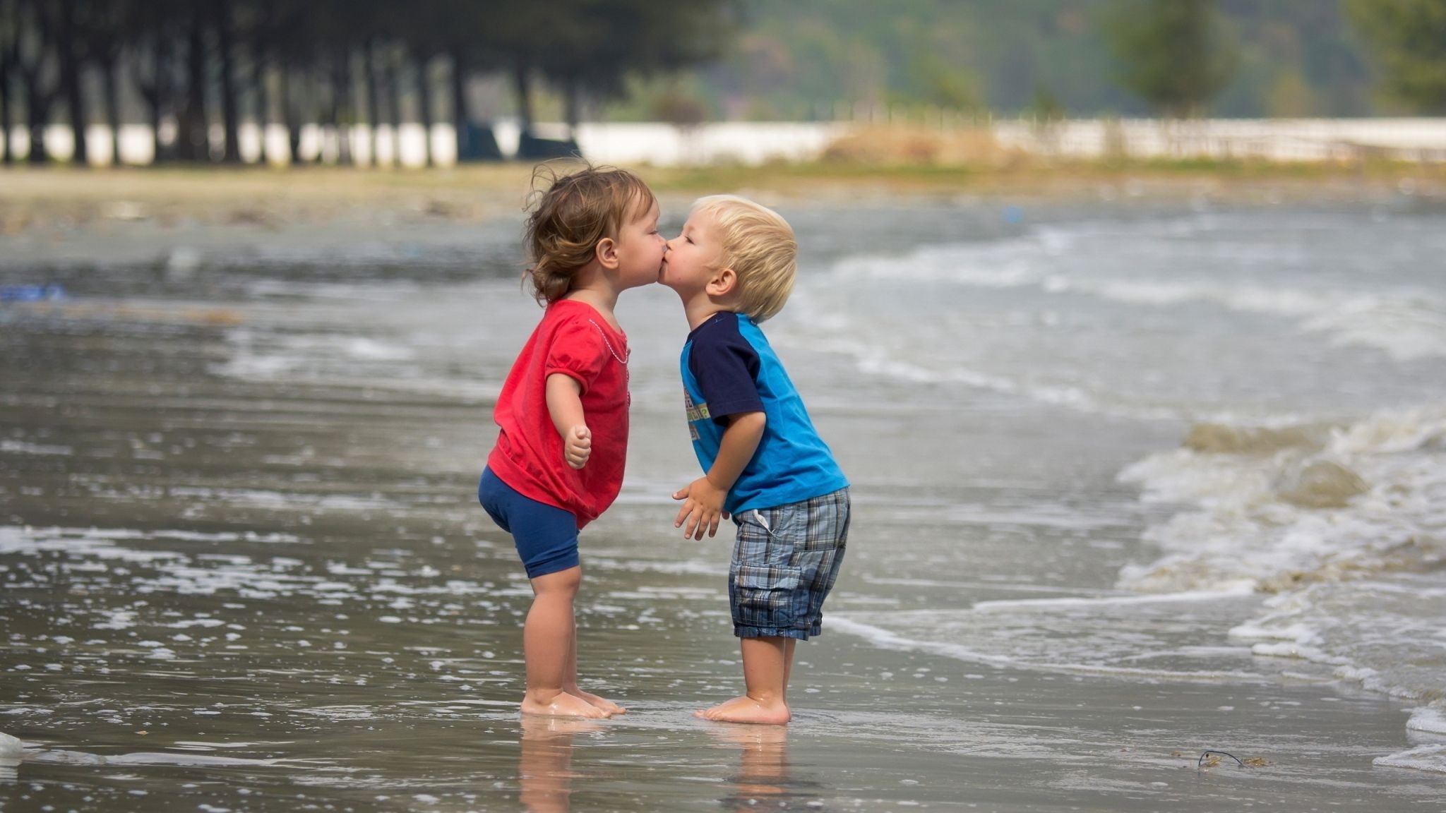 Download Wallpaper 2048x1152 Children, Couple, Kiss, River, Beach. Cute kiss, Baby kiss, Kids photo