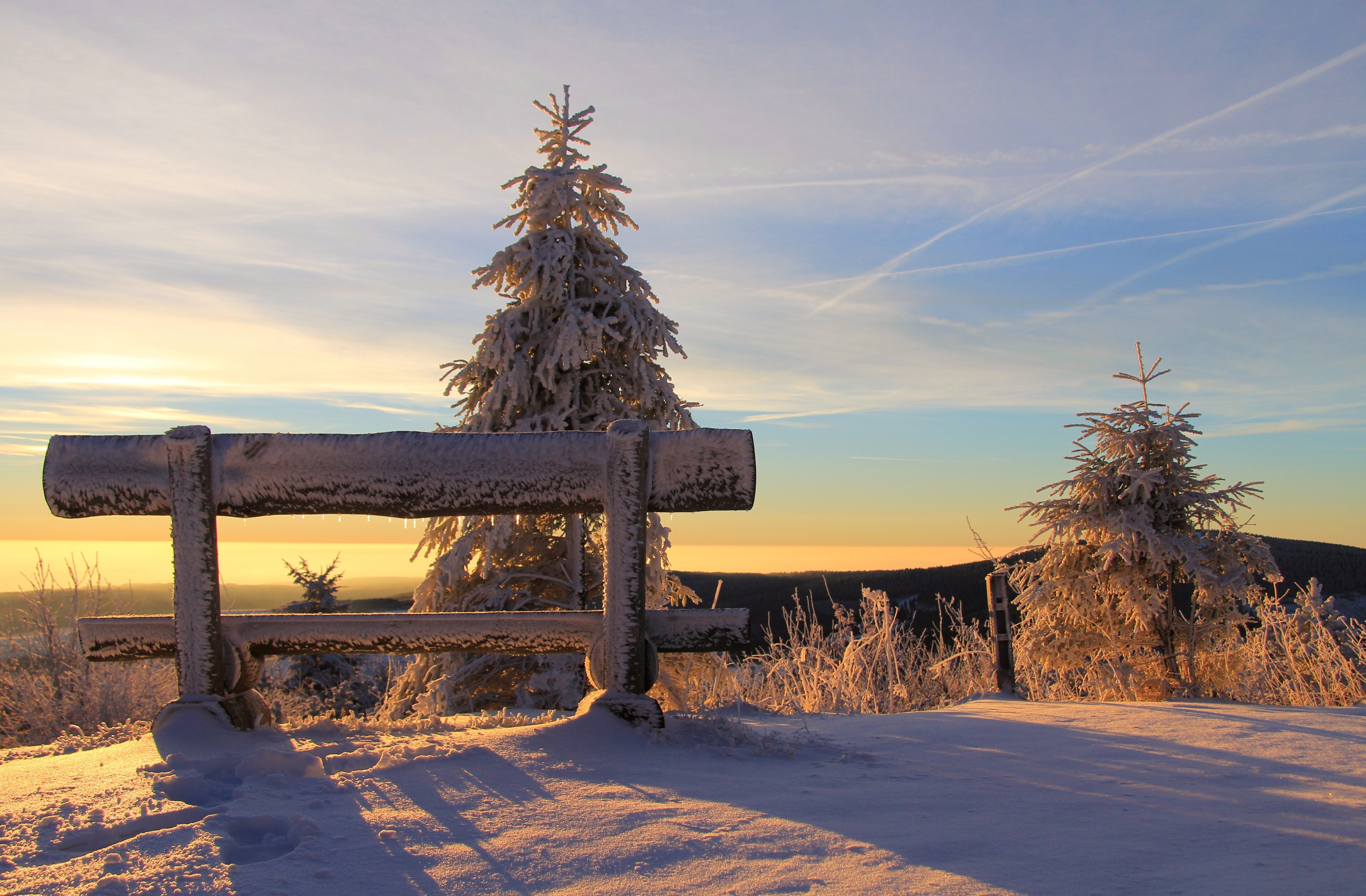 Snow Covered Bench on Mountain Top during Sunset · Free
