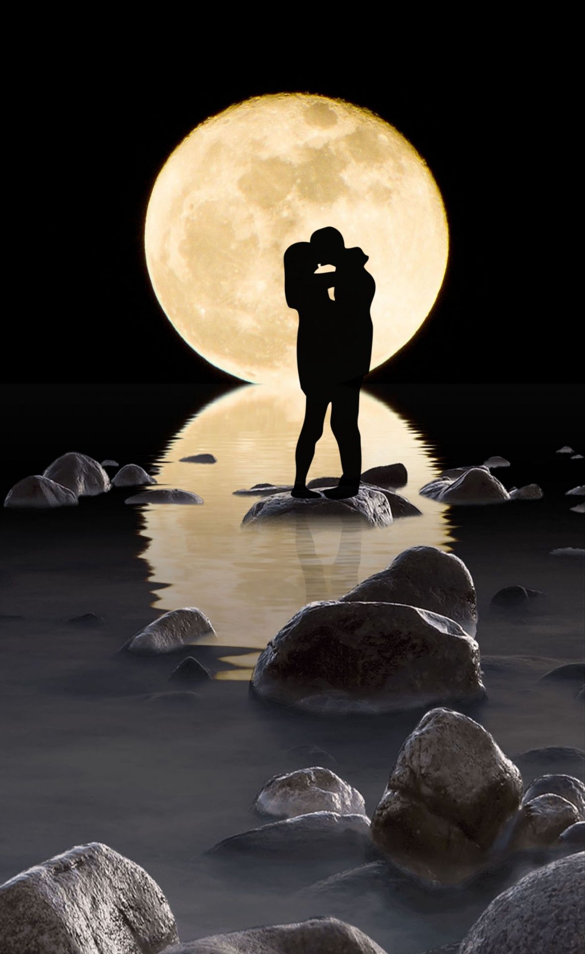 Couple Kiss Moon Free Photo Couple In Moonlight