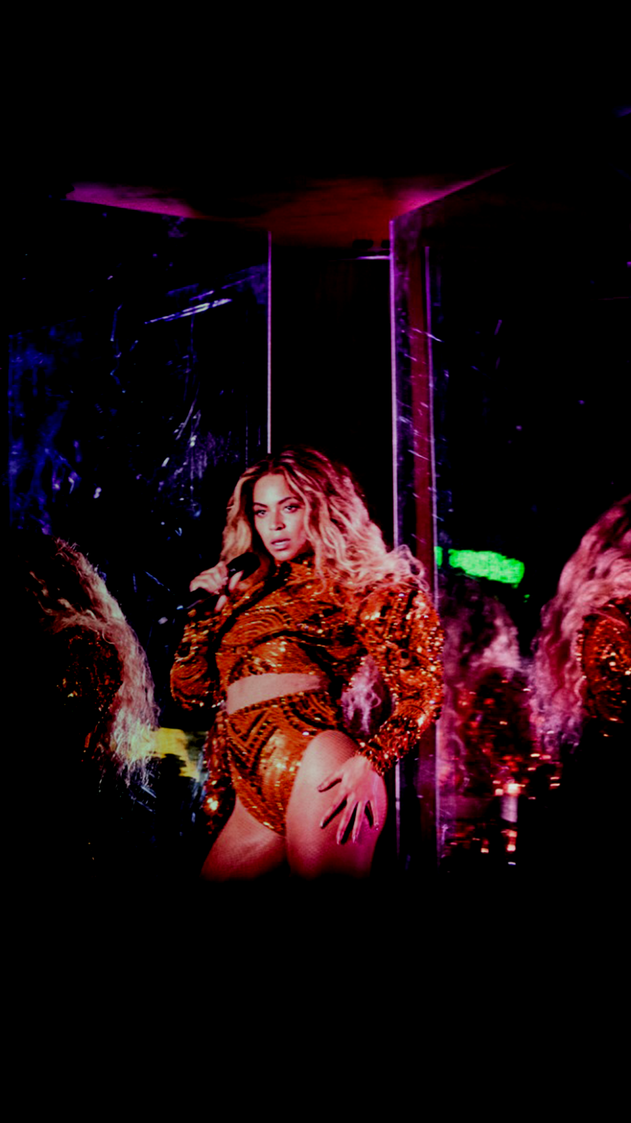 beyonce wallpaper iphone. Beyonce beyhive, Beyonce queen, Beyonce coachella
