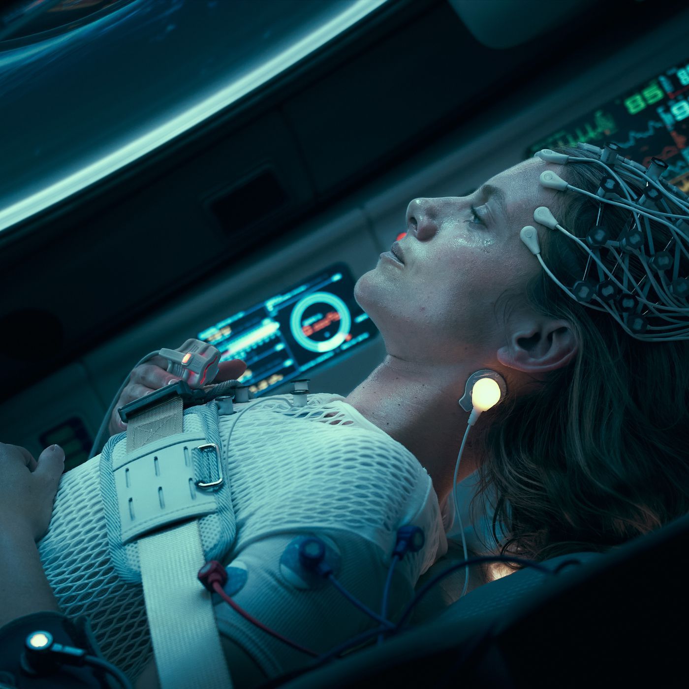 Oxygen Review: Netflix's Claustrophobic Test Of Netflix's Sci Fi Movie Strategy