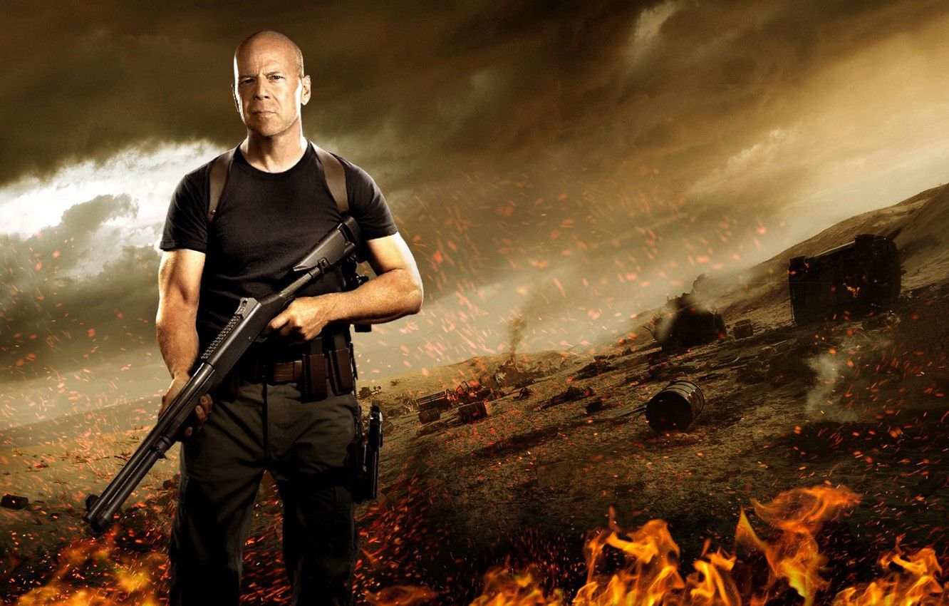 Wallpaper cinema, fire, flame, gun, pistol, Bruce Willis, weapon, man, movie, shotgun, film, strong, spark, GI Joe, bald, 12 gauge image for desktop, section фильмы
