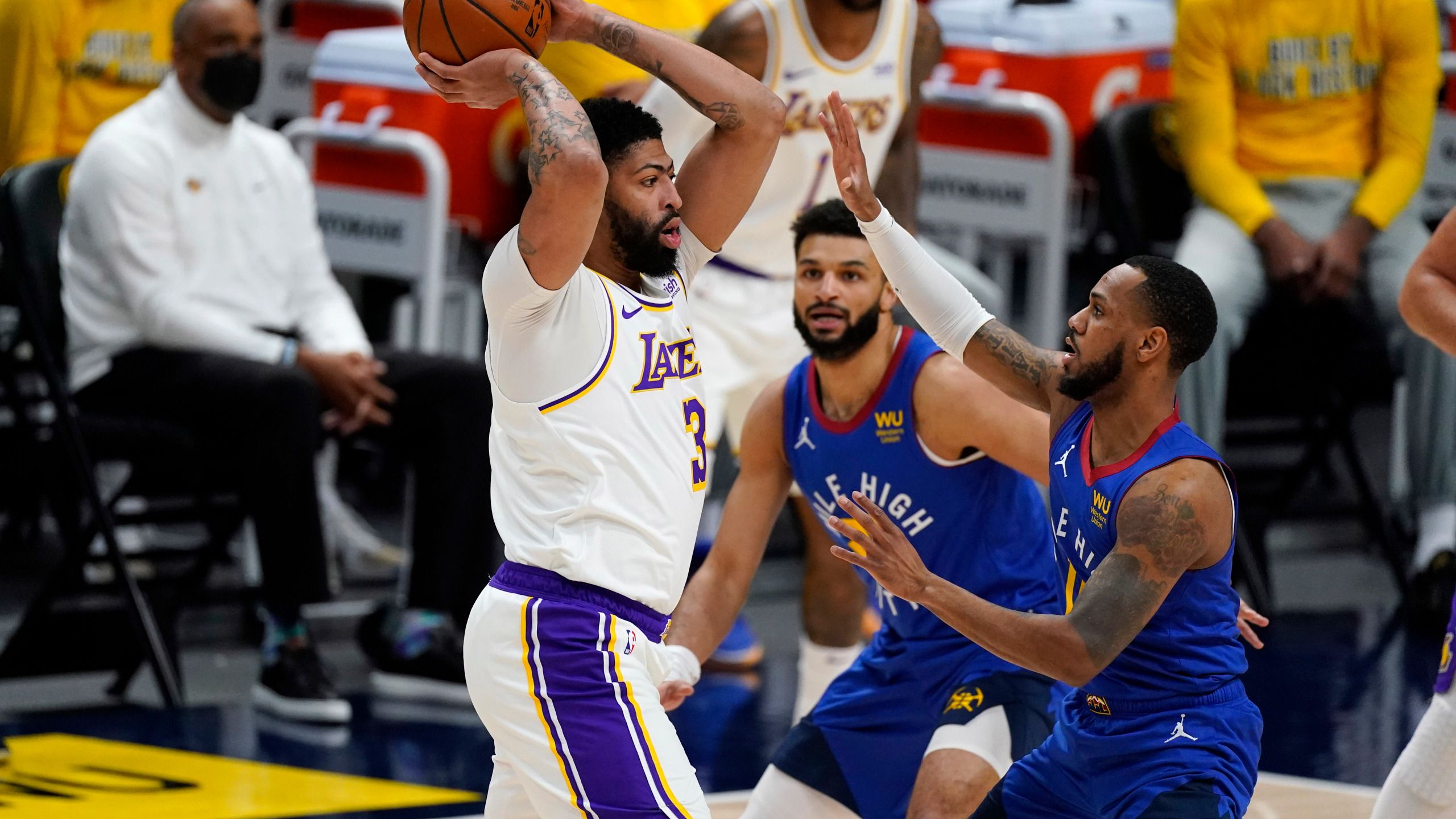 Lakers' Anthony Davis to rest injured Achilles; no rupture