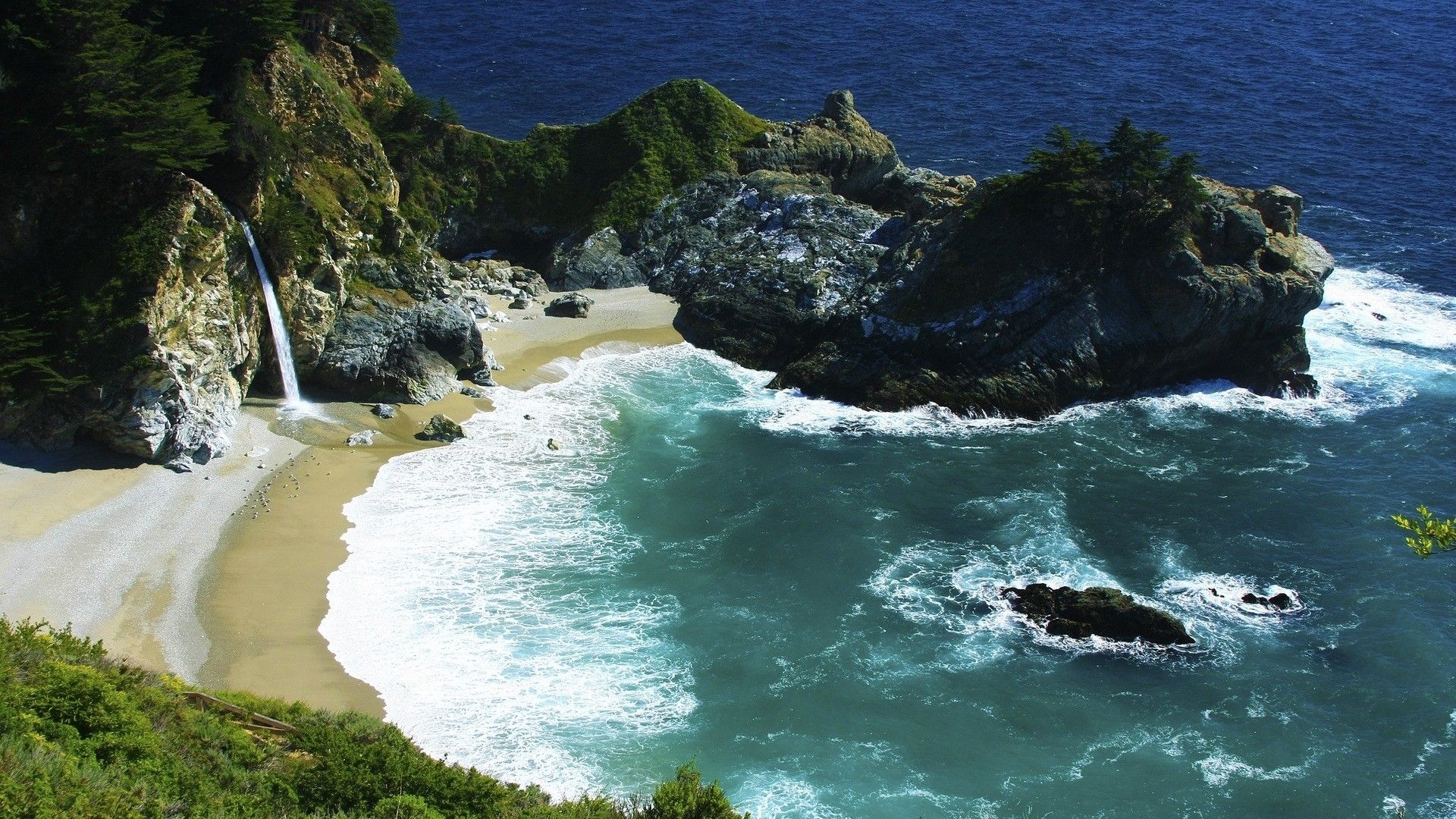 Ocean Bay Waterfall & Nature desktop PC and Mac wallpaper