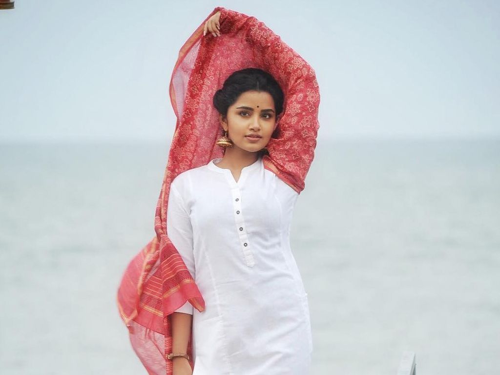 Actress Anupama Photo HD Wallpaper Download, Cute Anupama Parameswaran Best Image And Wallpaper Tamilscraps Com them as wallpaper for your mobile or desktop screens