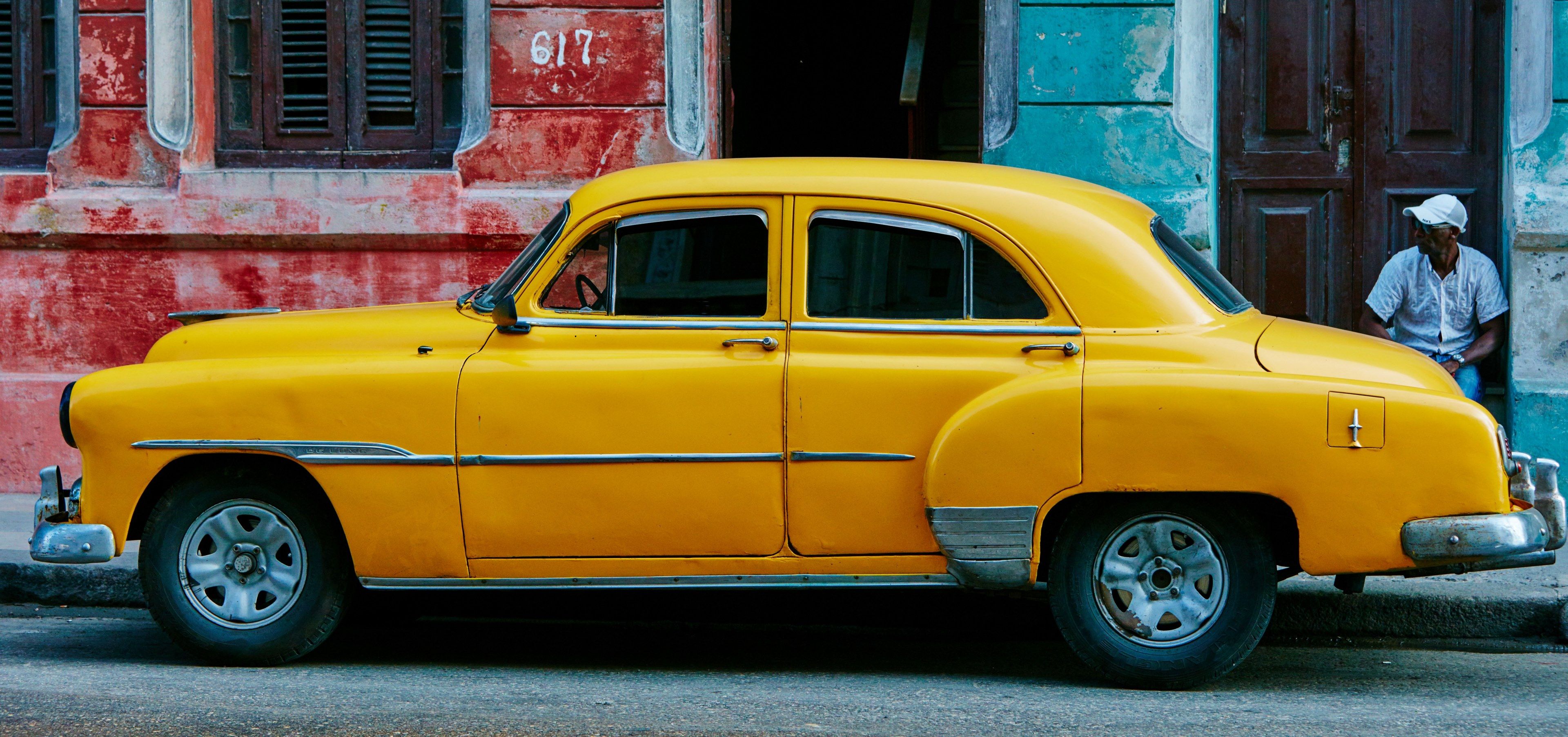 Wallpaper / vintage cars havana cuba 4k wallpaper