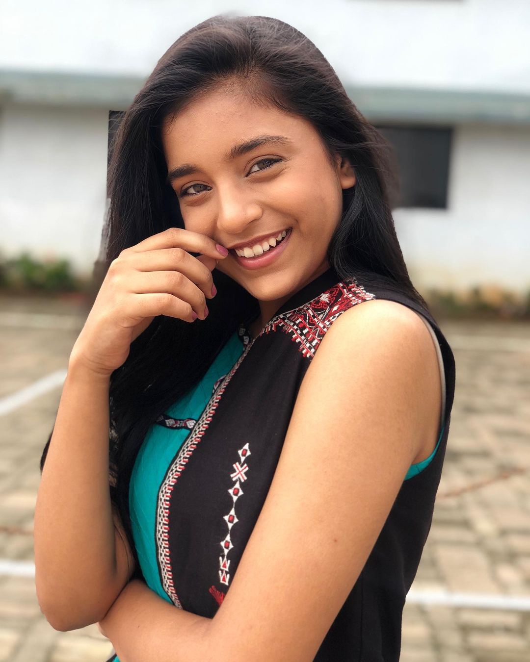 Sumbul Touqeer Khan Age, Height, Movies, Husband, Family, Biography, Birthday, Filmography, Upcoming Movies, TV, OTT, Latest Photo, Social Media, Facebook, Instagram, Twitter, WhatsApp, Google YouTube & More CelPox