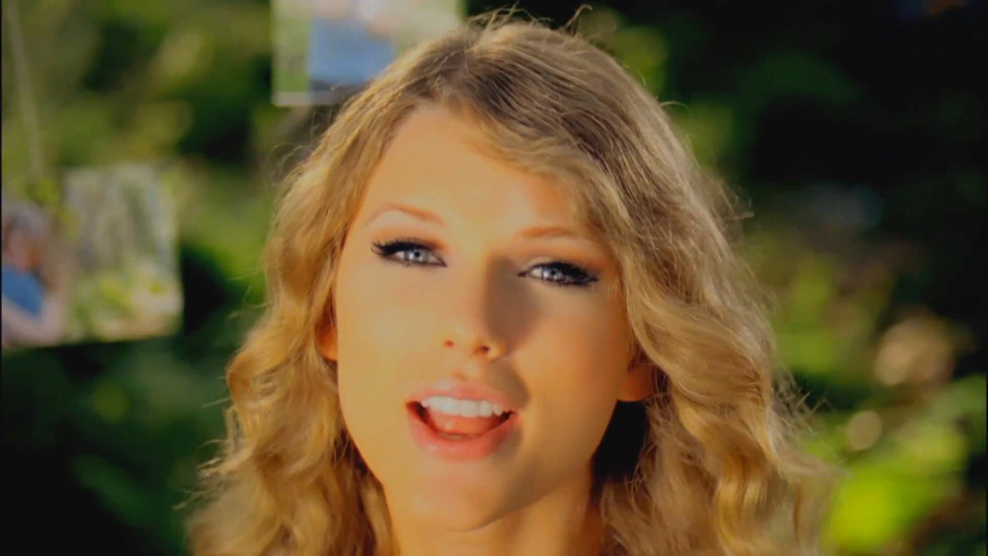 Taylor rápido, swift [Music Video] rápido, swift Image