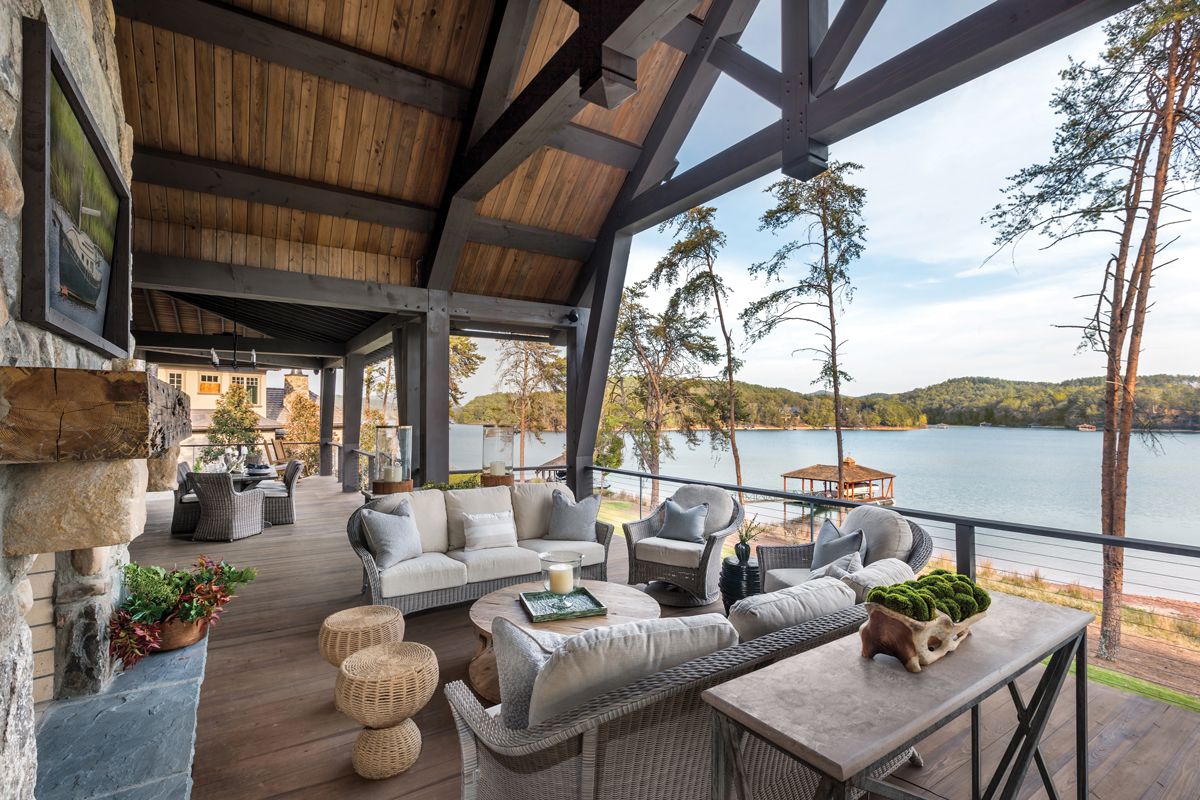 Summer Escape: Inside three beautiful Southern lake houses