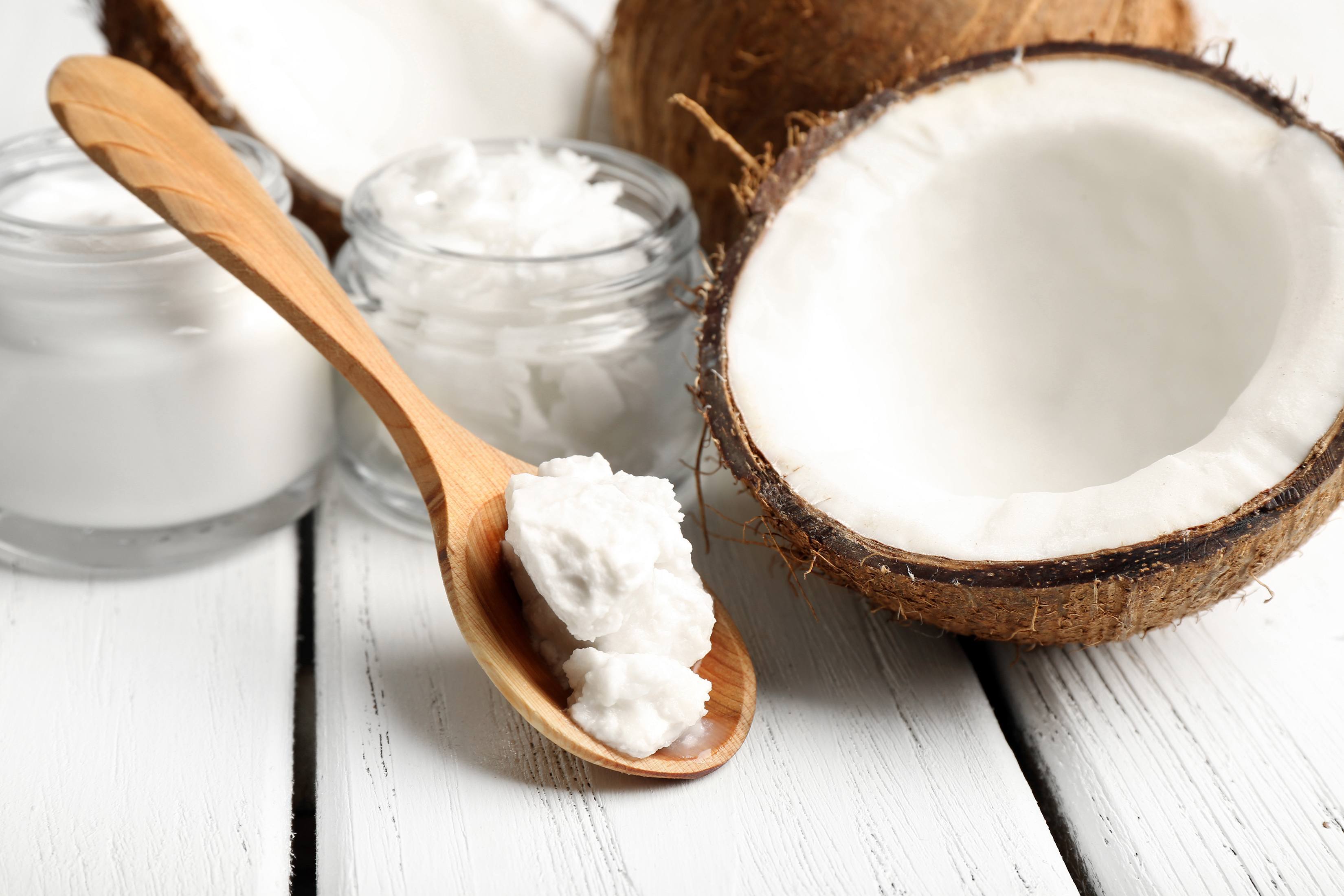 Reasons Why Virgin Coconut Oil Should be on Your Travel Packing Essentials List