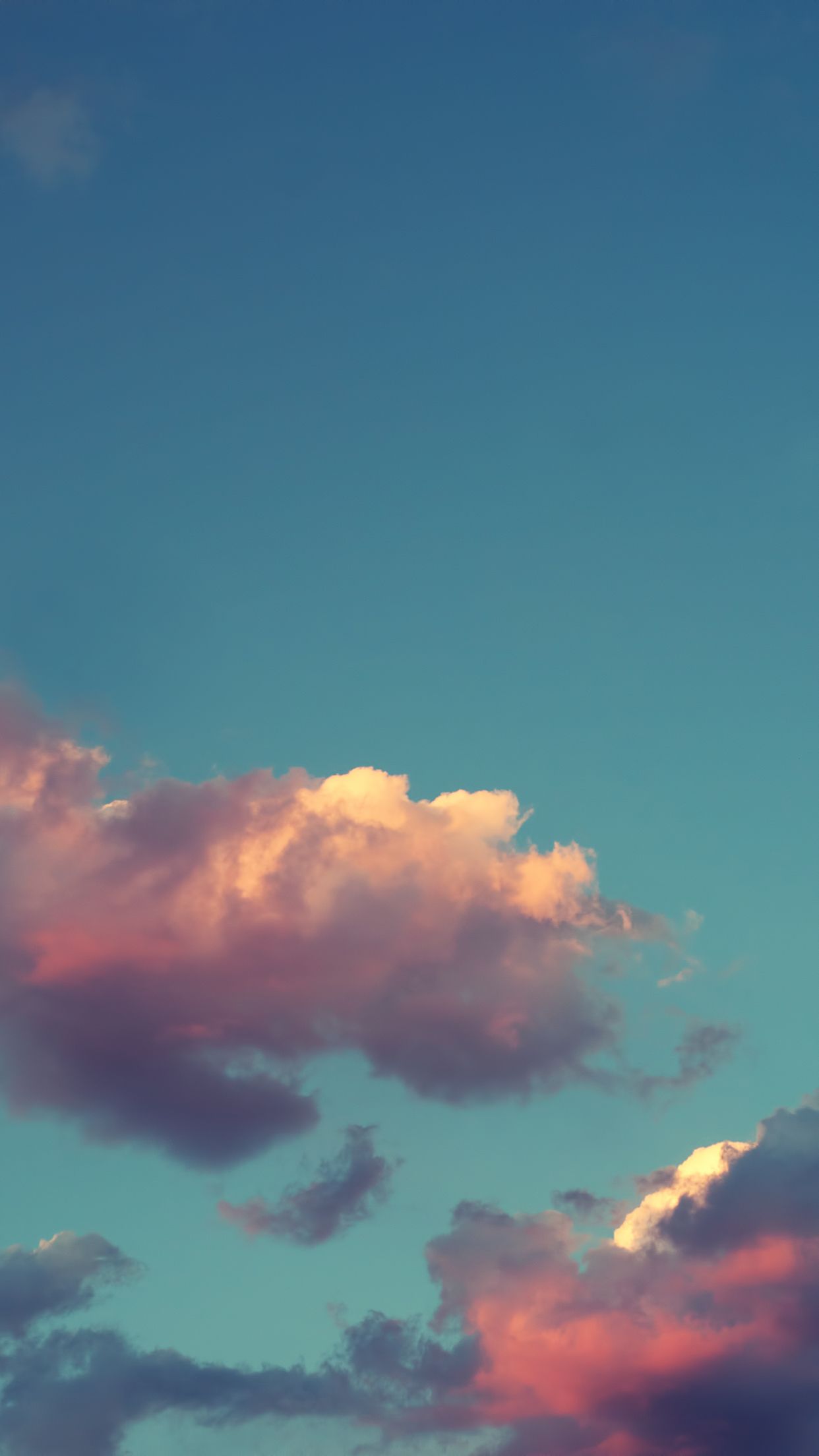 Clouds looking like cotton candy. Cloud wallpaper, Best iphone wallpaper, Aesthetic wallpaper