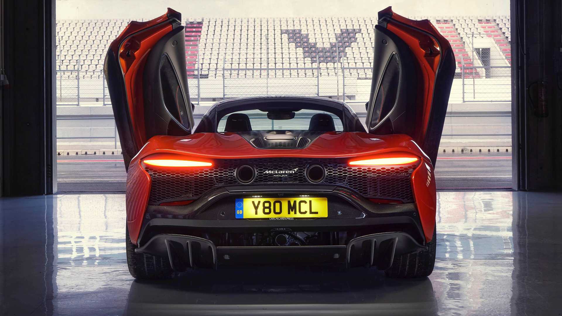 McLaren Artura Hybrid Supercar Revealed With 671 HP Electrified V6