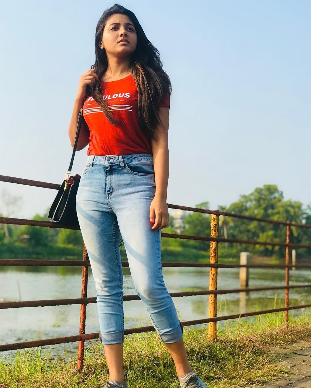 Mirnaa. Mom jeans, Fashion, Girls jeans