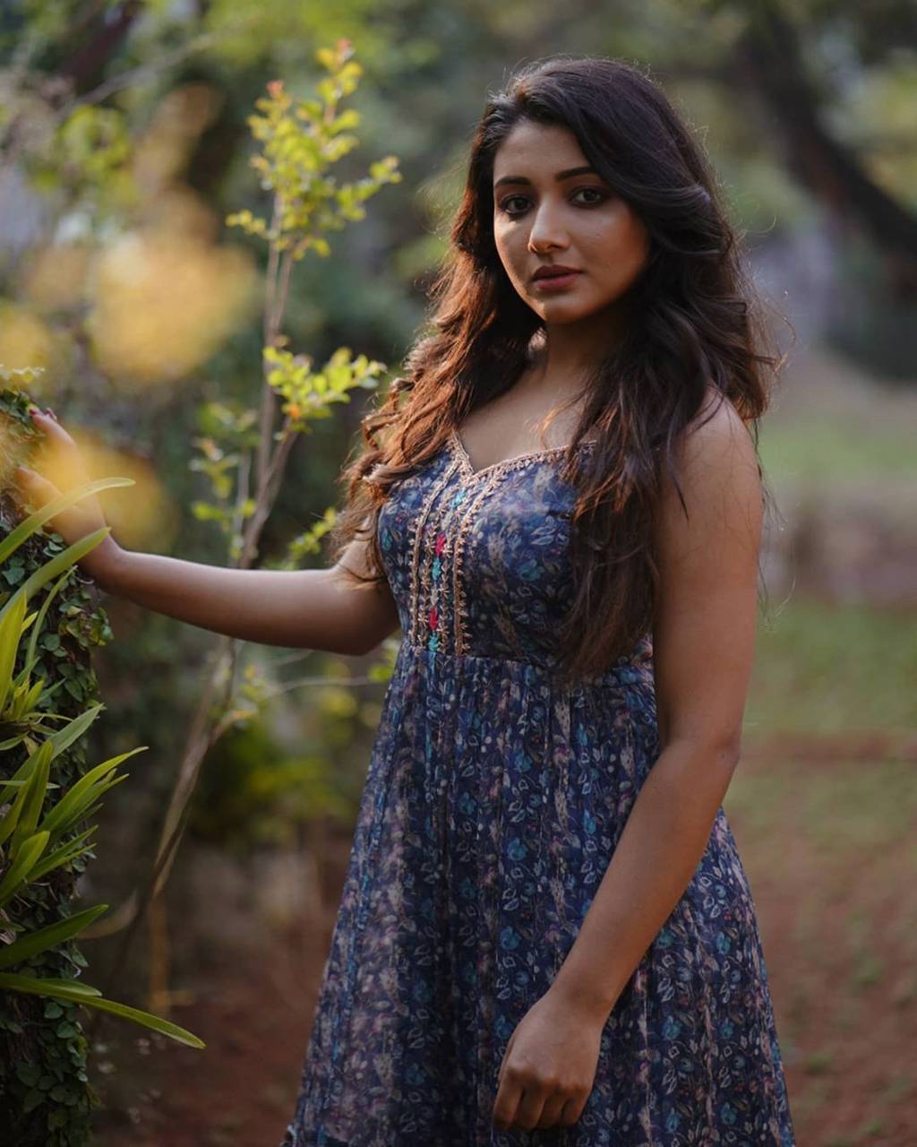 Mirna Menon wallpaper