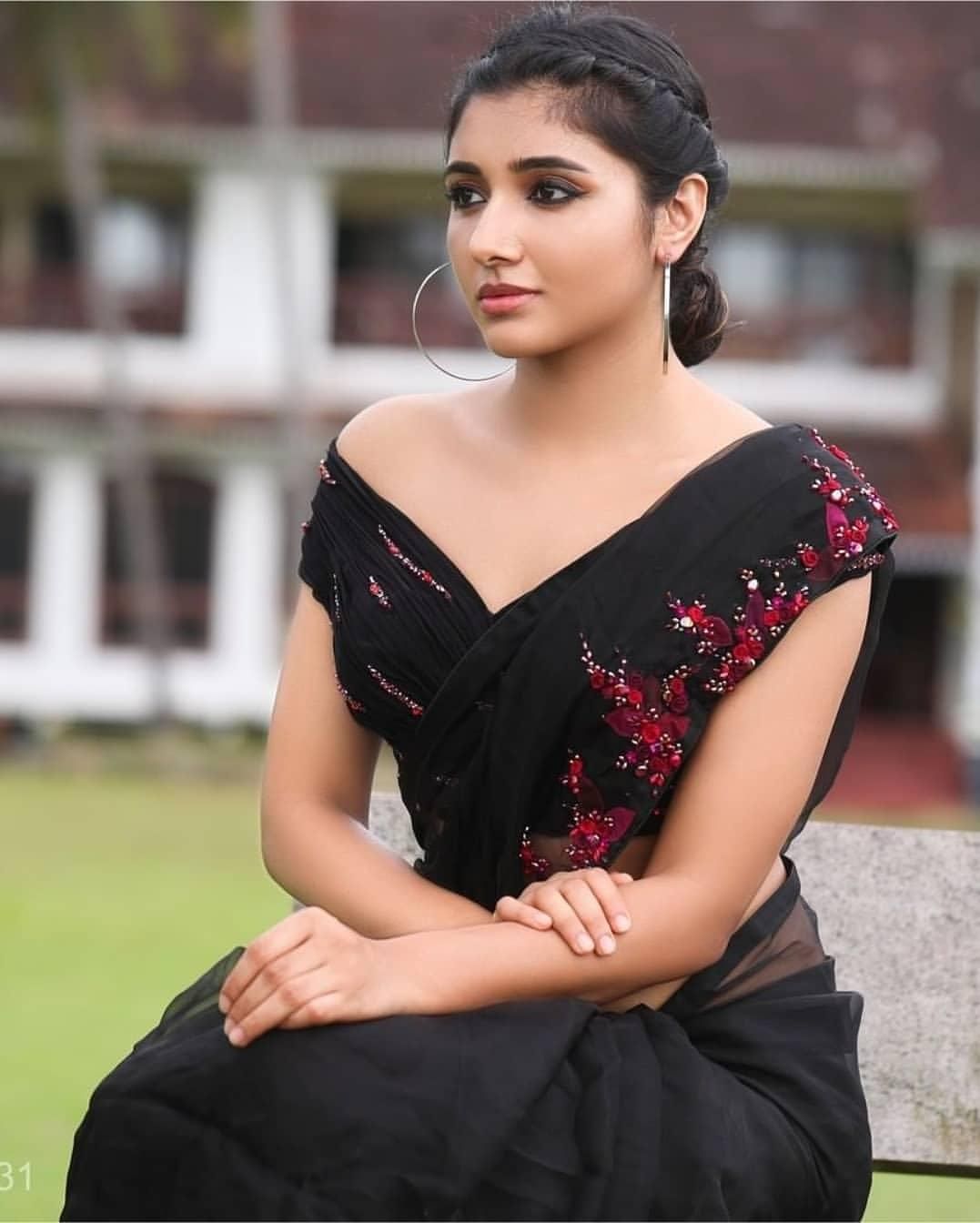 Big brother Actress hot photo. Mirna Menon looking very photohoot Photo: HD Image, Picture, Stills, First Look Posters of Big brother Actress hot photo. Mirna Menon looking very