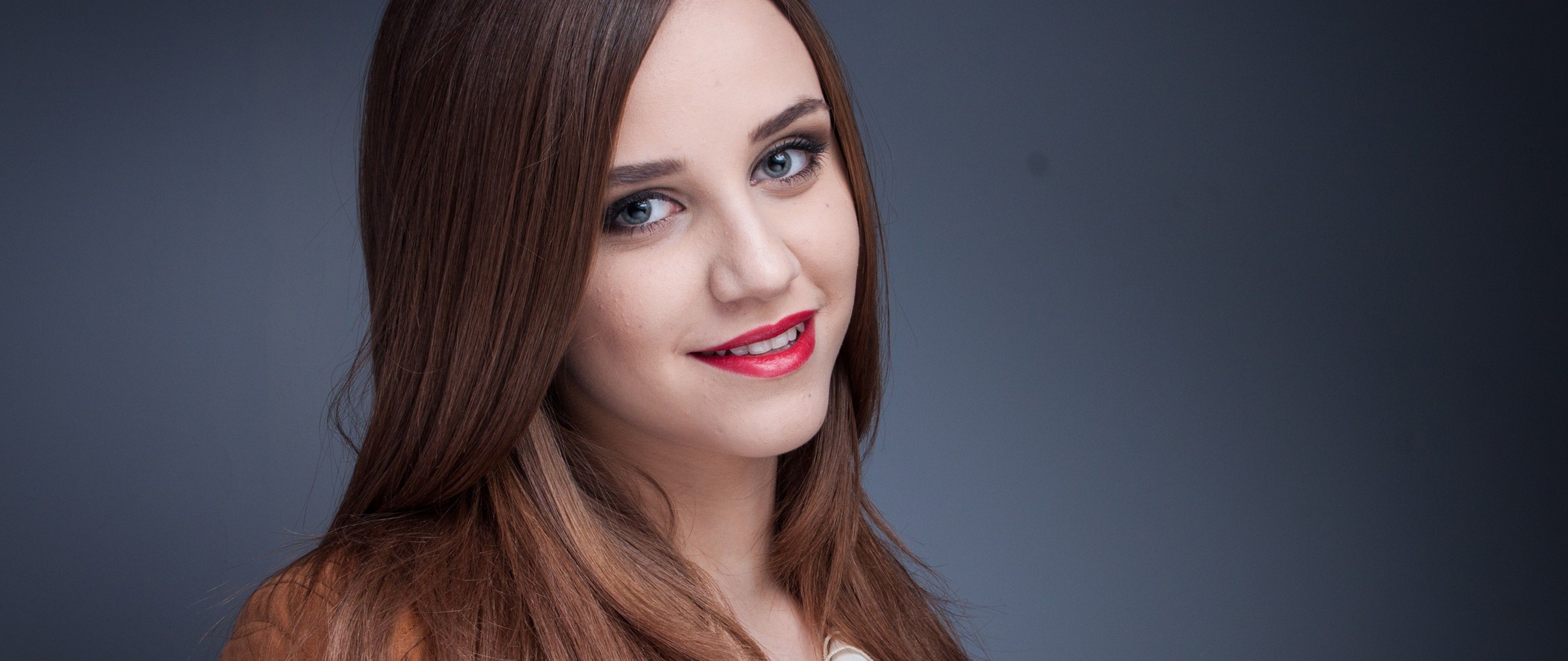 Smile Eyes Cute Girl HD Wallpaper 4K Ultra HD Wide TV