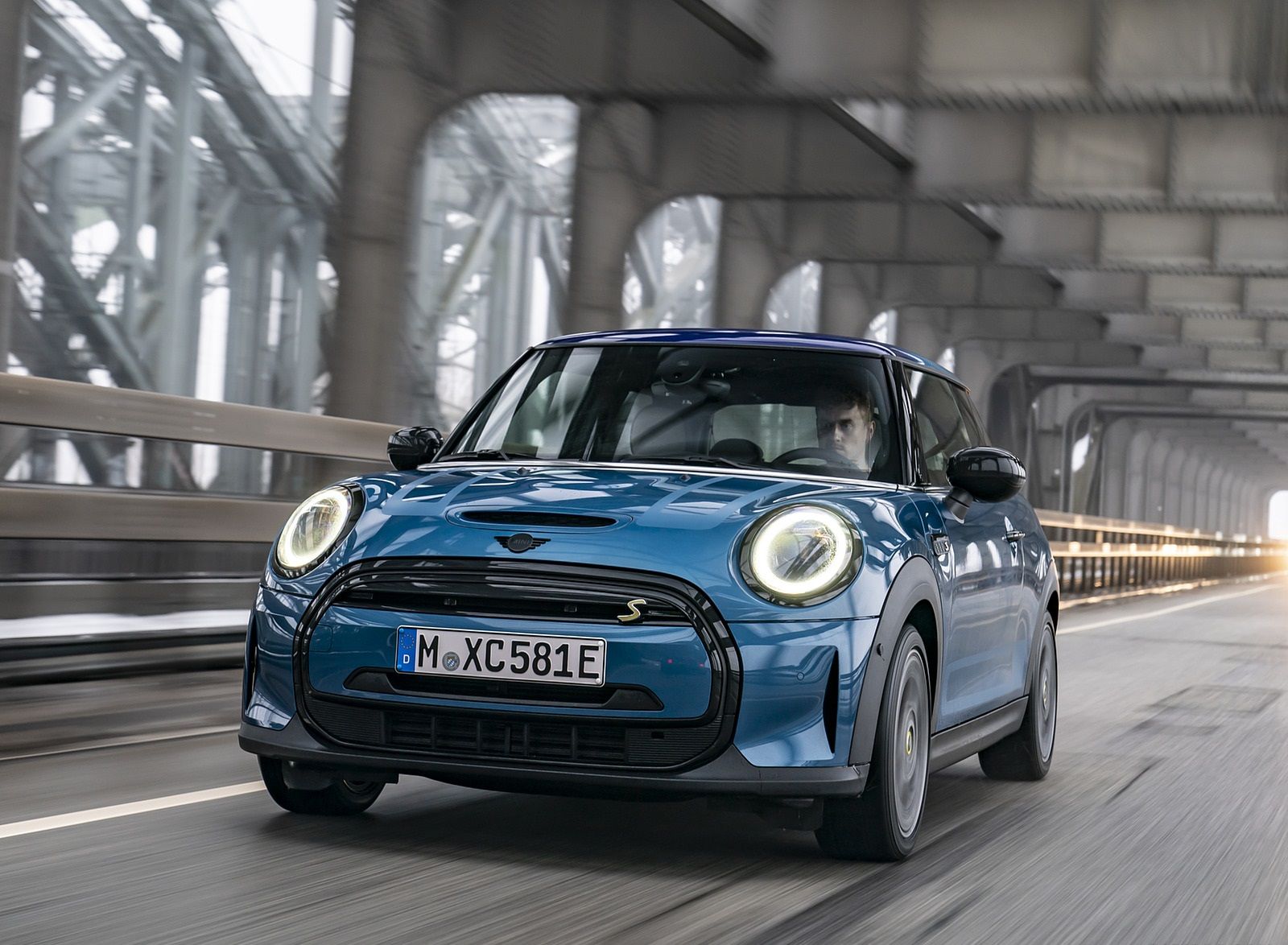 MINI Cooper SE Electric Wallpaper (HD Image)