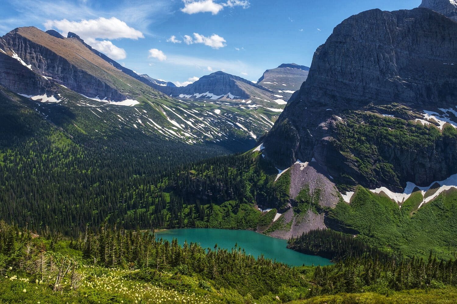 Glacier National Park Montana in the middle of summer. [OC] [1500x1000] lostcanuck. Glacier national park montana, Glacier national park, National parks