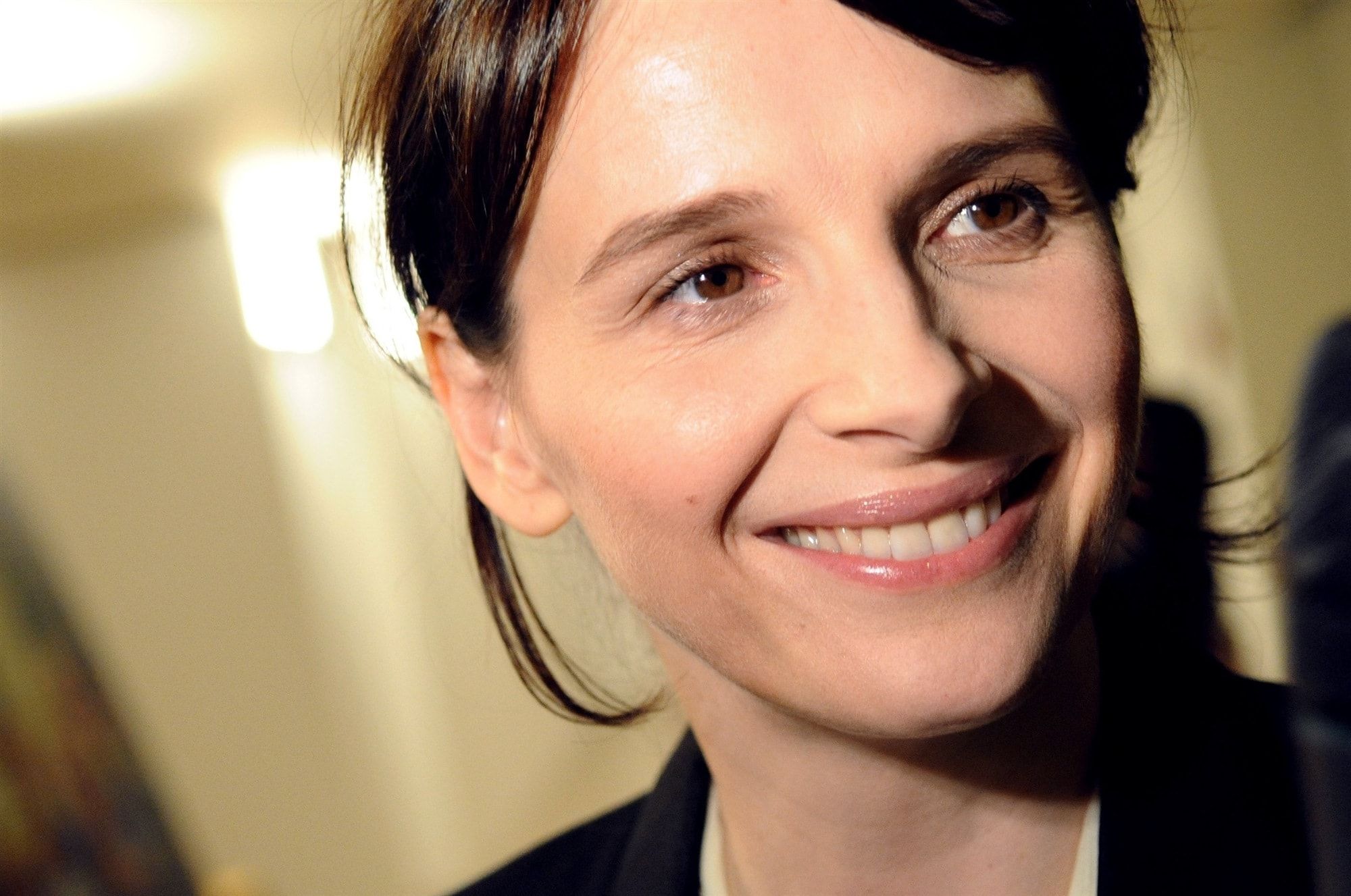 Juliette Binoche HD Wallpaperwallpaper.net