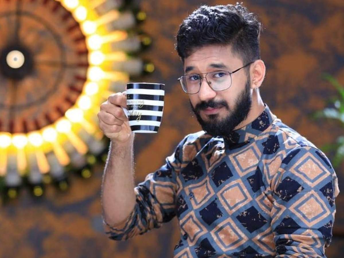 Vasuki Vaibhav: Vasuki Vaibhav's melodious appearance on Mahasangamadalli Vasuki Vaibhav earns him appreciations of India