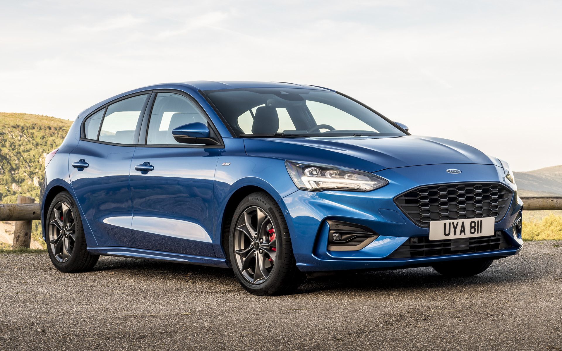 Ford Focus ST Line And HD Image