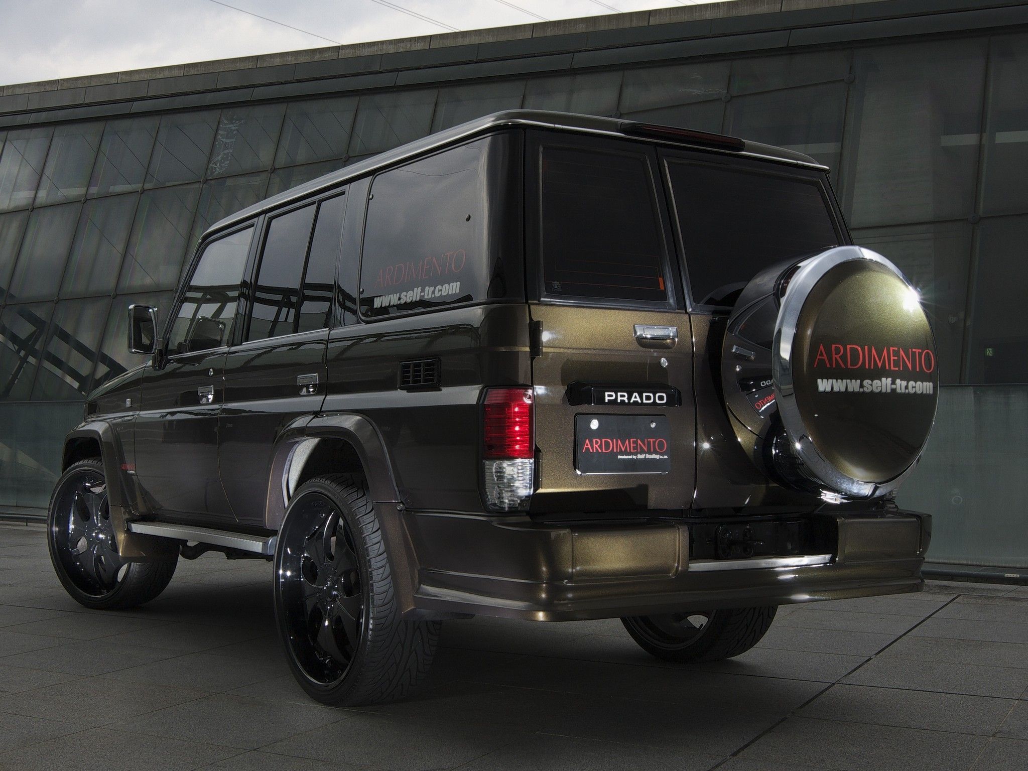 Toyota Land Cruiser Prado 1990