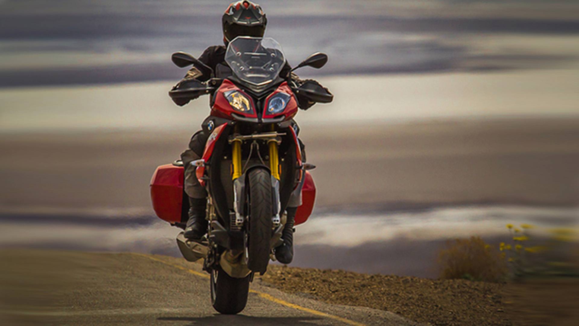 RideApart Review: 2016 BMW S 1000 XR