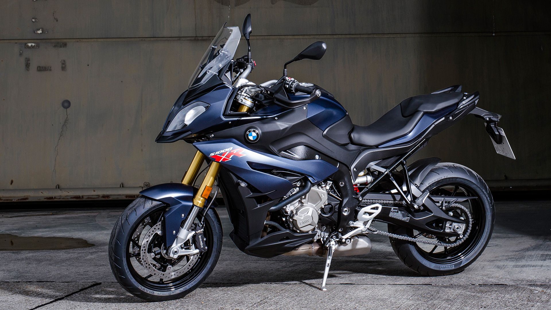 BMW S 1000 XR: Specs Features, Price in India, Mileage, Image Offers, Colours