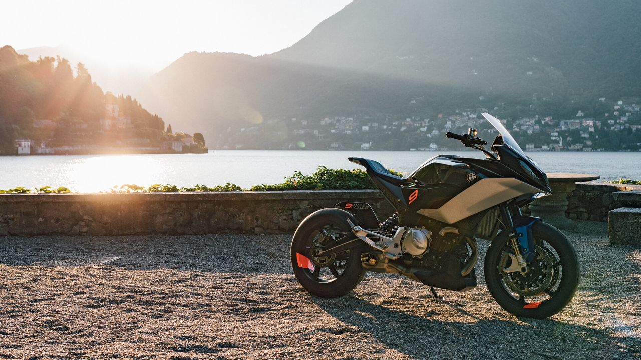 BMW S 1000 XR to pack massive updates