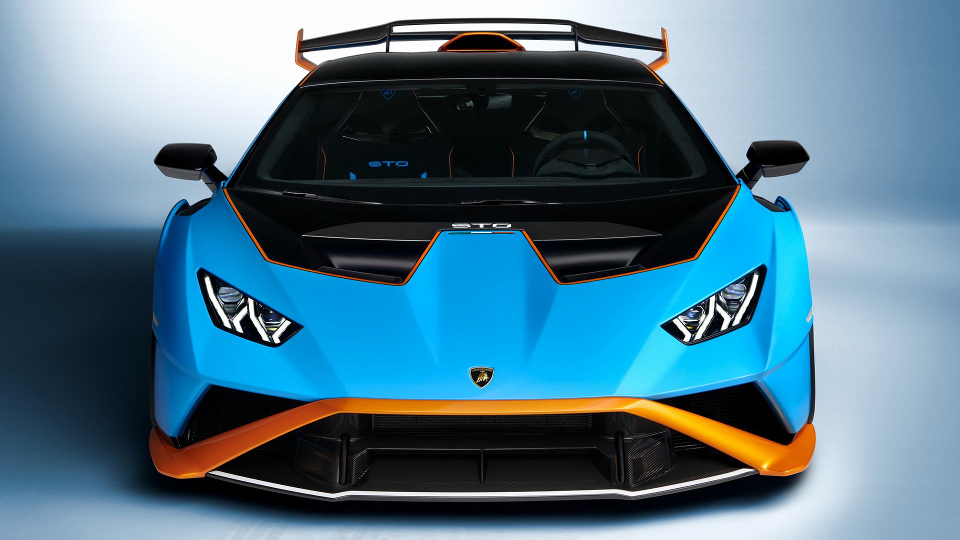 Blue lamborghini huracan Wallpapers Download