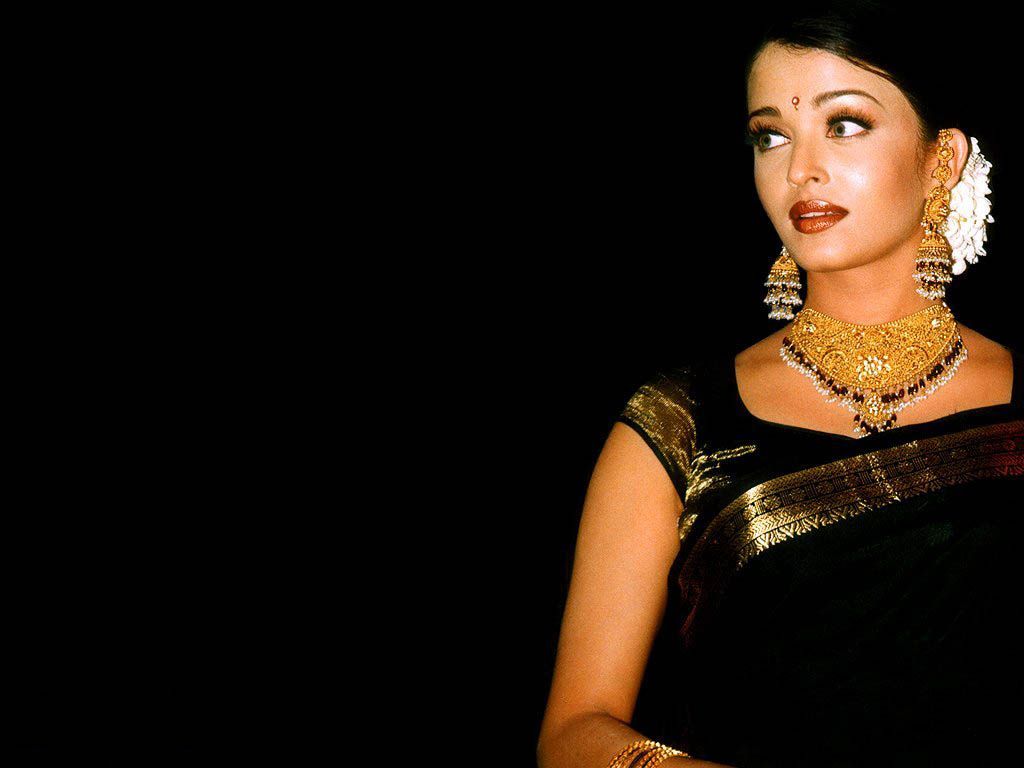 Aishwarya rai in black saree. Aishwarya rai, Aishwarya rai photo, Aishwarya rai bachchan